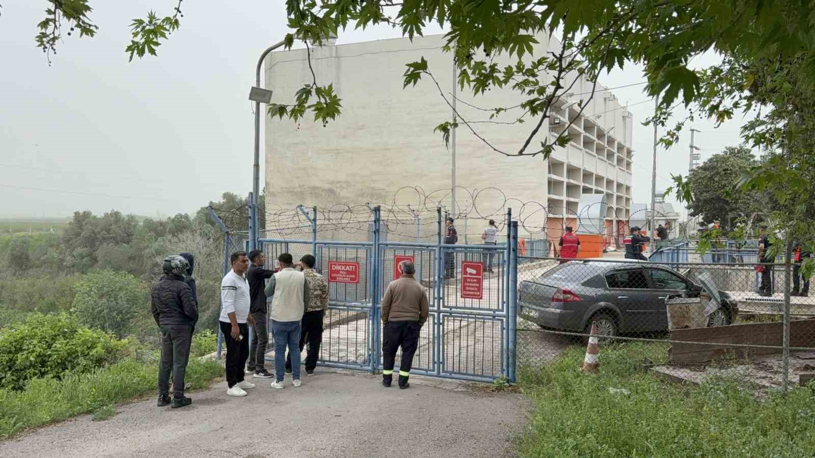 Sulama kanalına giren çocuk kayboldu, yakınları gözyaşı döktü
