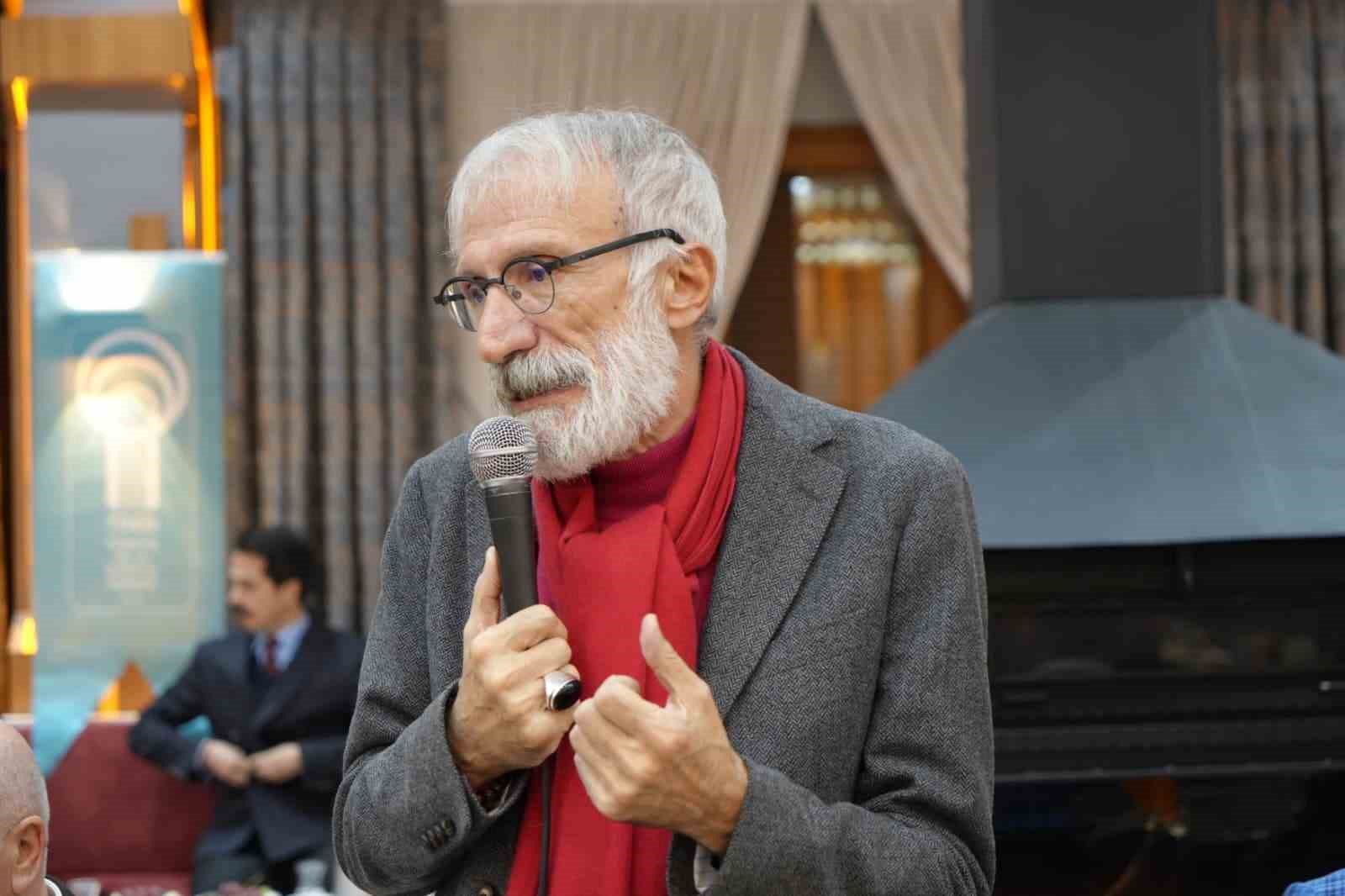 Süleyman Gündüz, Erzurum TDED Şubesi İrfan Meclisi’ne misafir oldu
