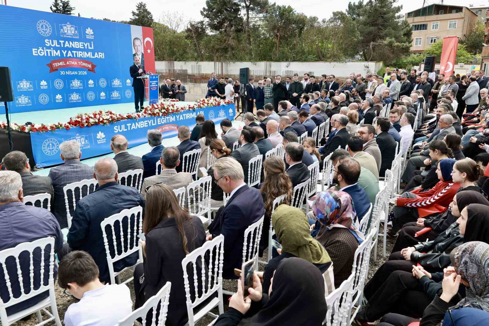 Sultanbeyli’de 3 yeni okulun temeli atıldı
