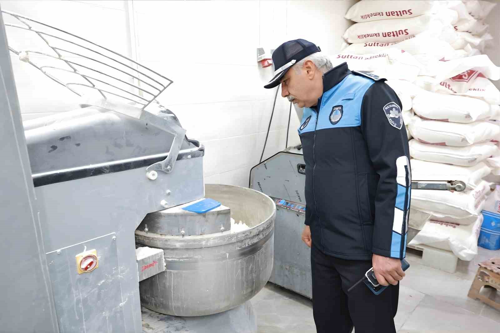 Sultanbeyli’de fırınlara Ramazan denetimi: Eksik tespit edilen işletmelere ceza yağdı
