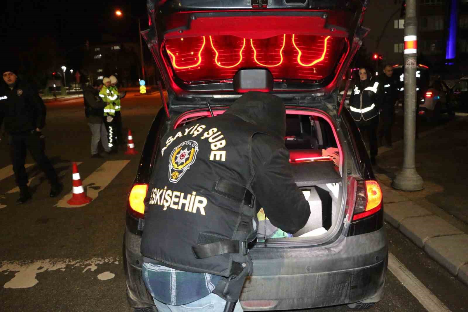 Sultandere’de asayiş ve trafik denetimi yapıldı
