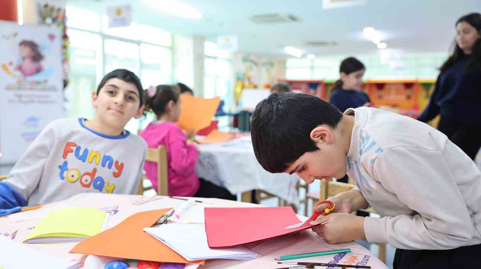 Sultangazi Belediyesi Çocuk Kütüphanesi’ne büyük ilgi
