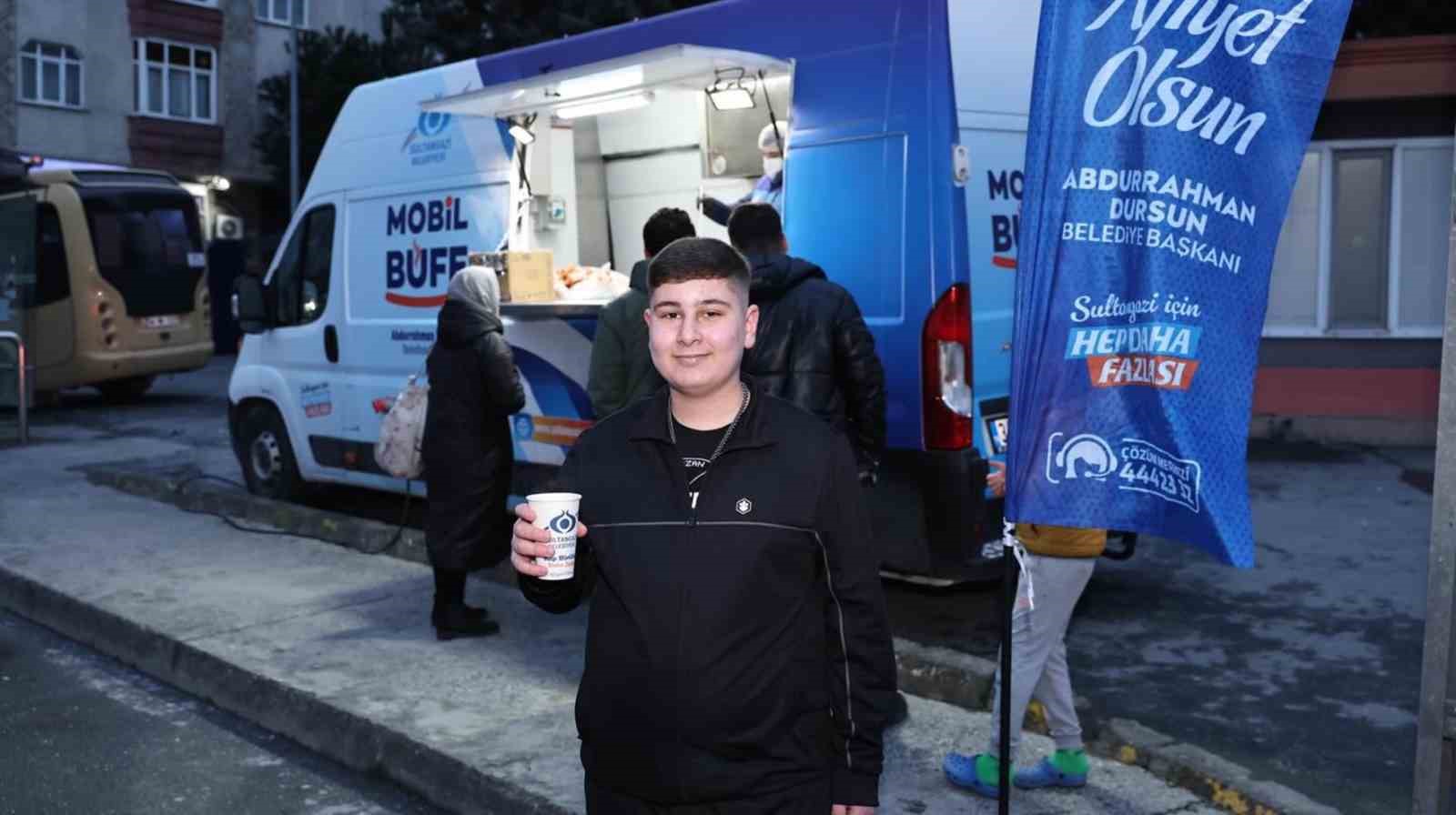 Sultangazi Belediyesi’nden iftara yetişemeyenler için sıcak çorba ikramı
