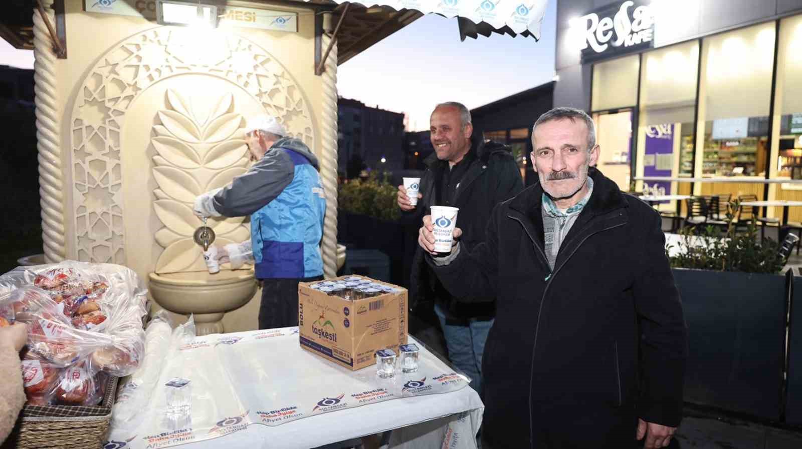 Sultangazi Belediyesi’nden iftara yetişemeyenler için sıcak çorba ikramı

