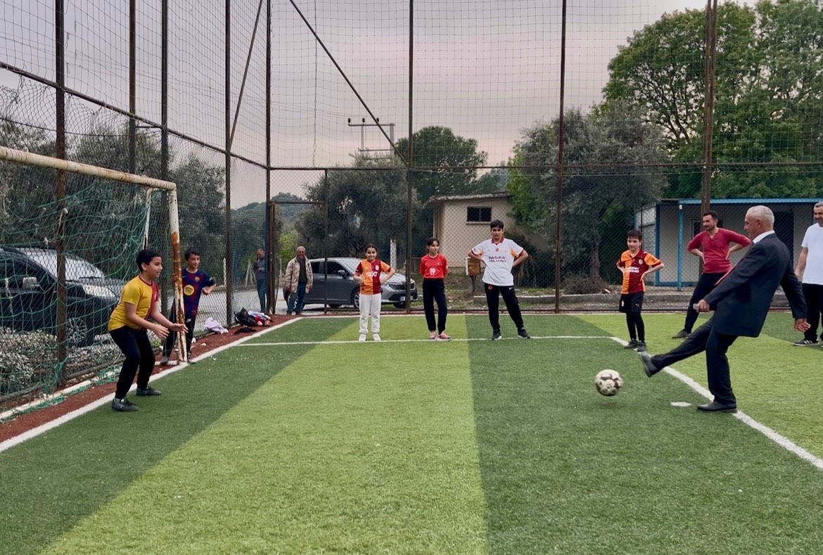 Sultanhisar Belediye Başkanı Yıldırımkaya: "Çocuklara telefon değil, fırsat verelim"
