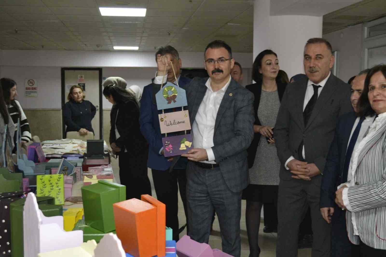 Sultanhisar’da el emeği göz nuru eserler sergilendi
