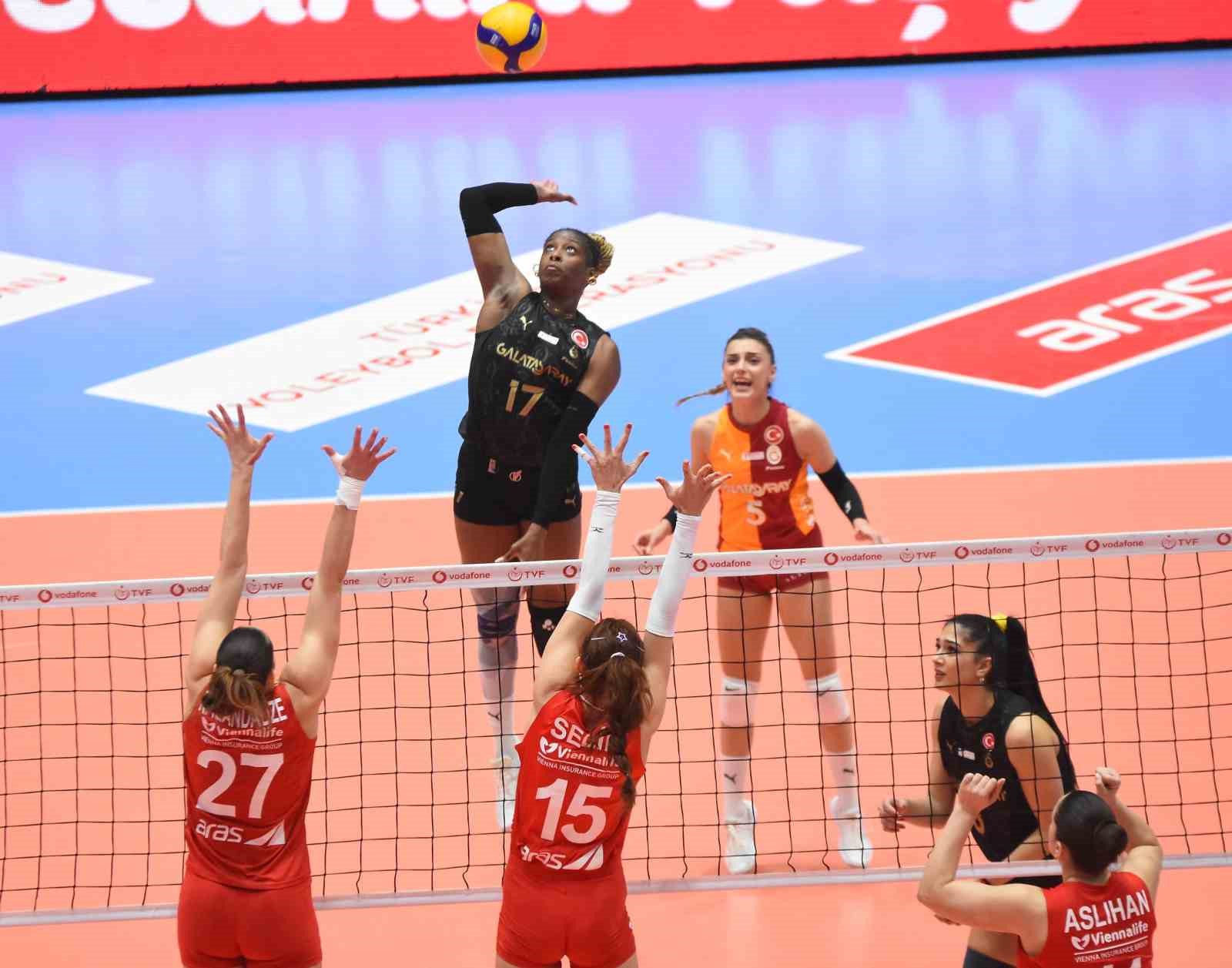 Sultanlar Ligi: Aras Kargo: 1 - Galatasaray: 3
