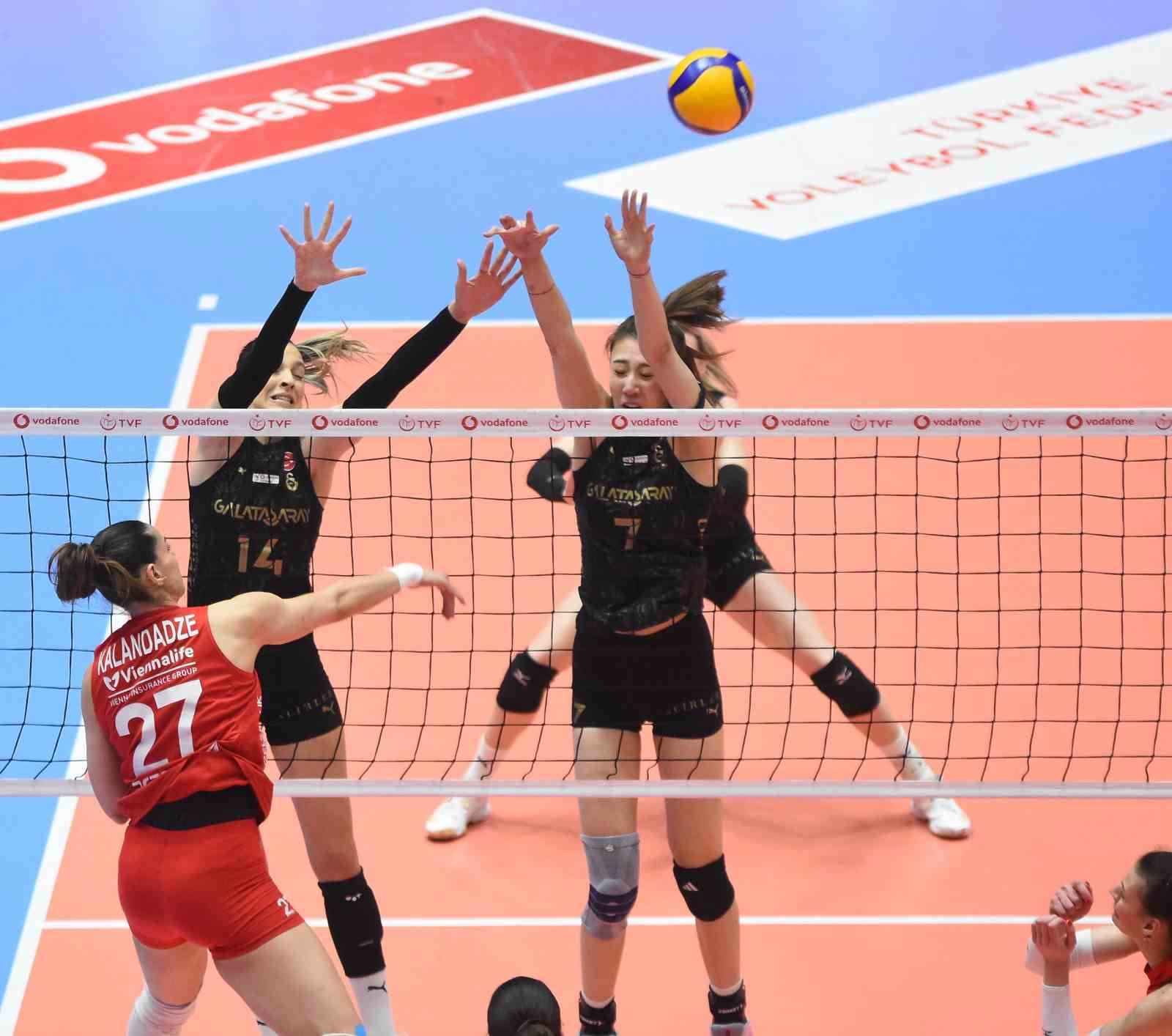 Sultanlar Ligi: Aras Kargo: 1 - Galatasaray: 3
