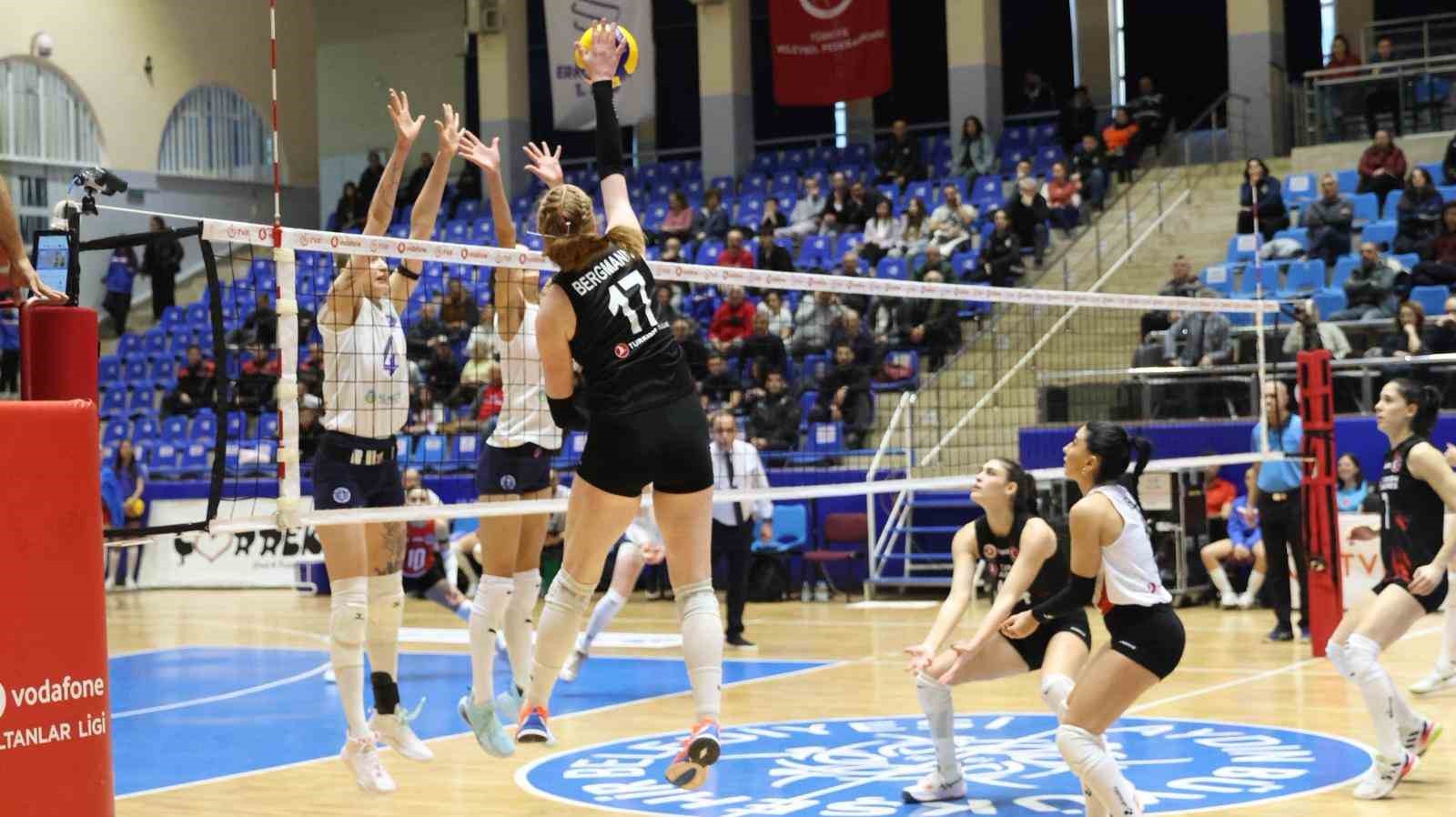 Sultanlar Ligi: Aydın Büyükşehir Belediyespor: 0 - Fenerbahçe: 3
