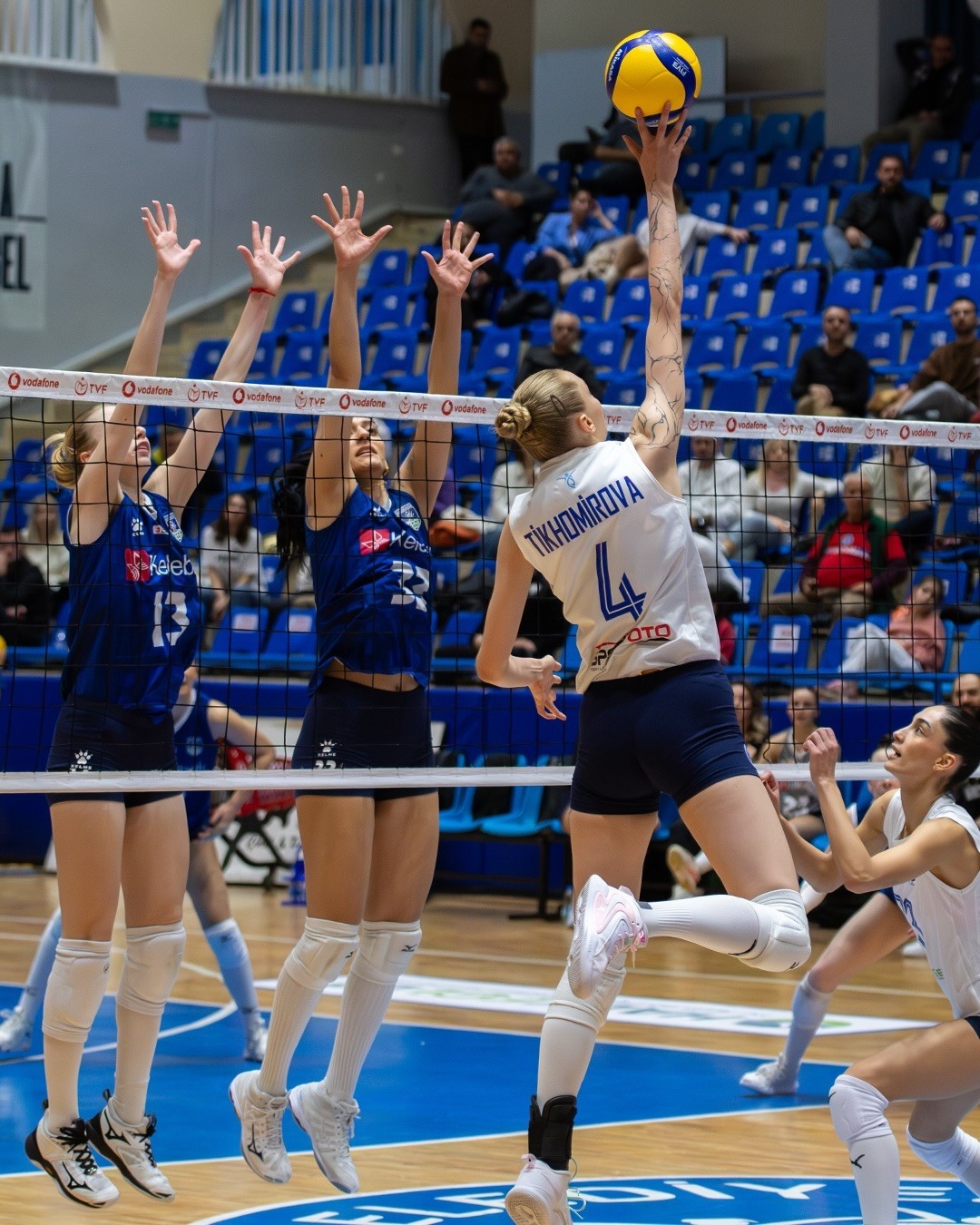 Sultanlar Ligi: Aydın Büyükşehir Belediyespor: 2 - Bahçelievler Belediyespor: 3
