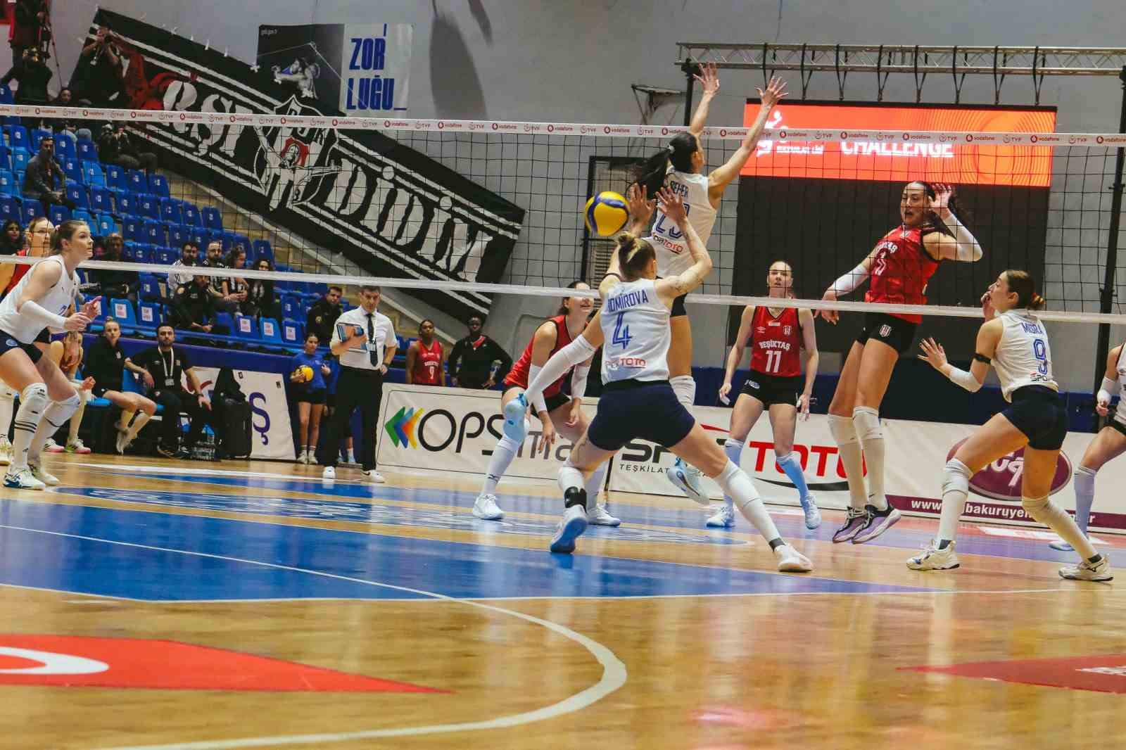 Sultanlar Ligi: Aydın Büyükşehir Belediyespor: 2 - Beşiktaş: 3
