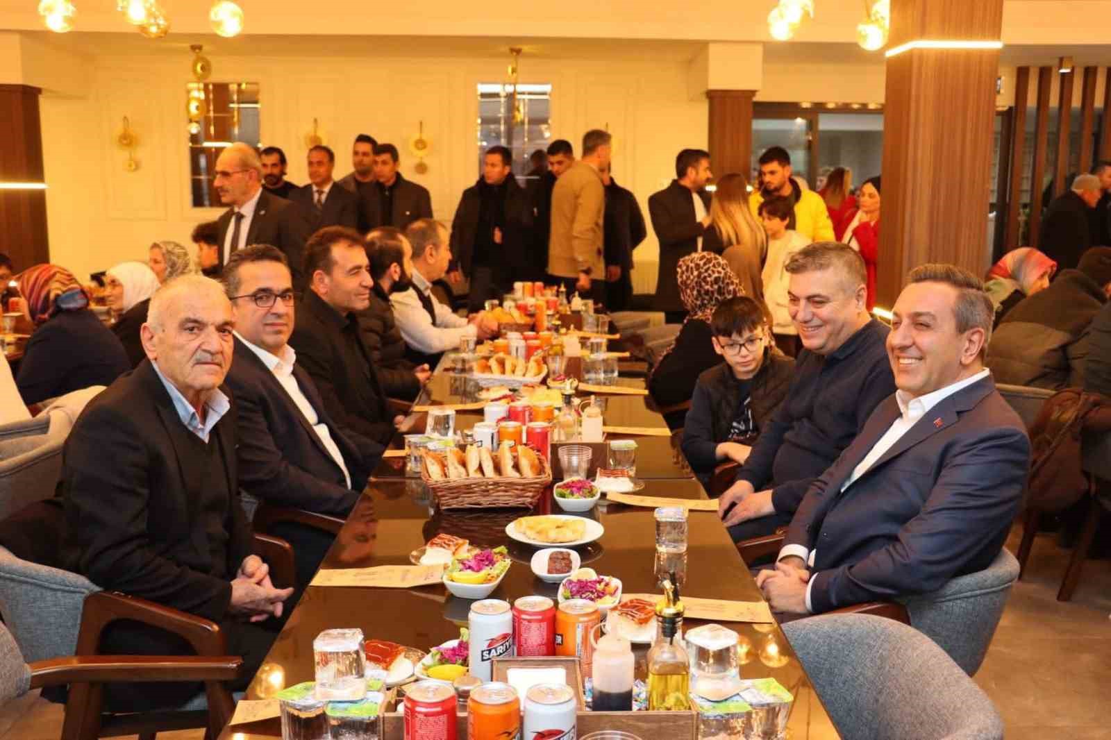 Sungurlu’da gazi ve şehit aileleri iftar sofrasında buluştu
