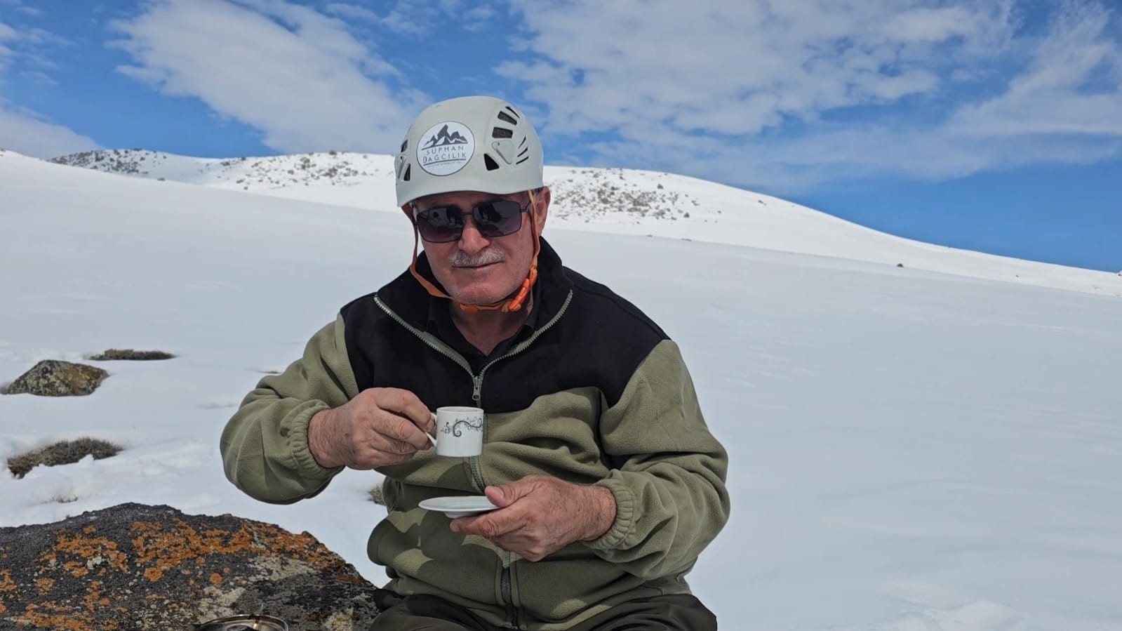 Süphan Dağı’nda doğa yürüyüşü ve kahve keyfi
