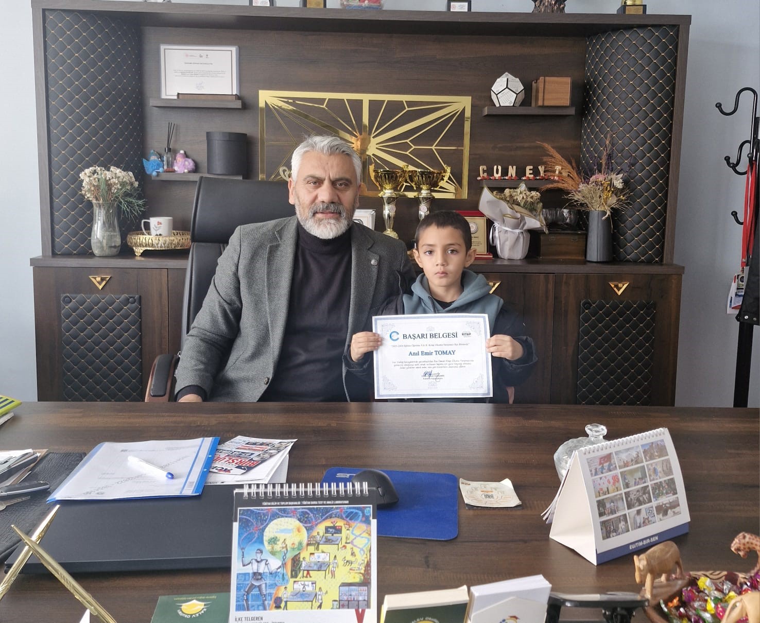 Süphan İlkokulu öğrencisi ‘Kitap Van’ projesinde ilçe birincisi oldu
Süphan İlkokulu öğrencisi ‘Kitap Van’ projesinde ilçe birincisi oldu