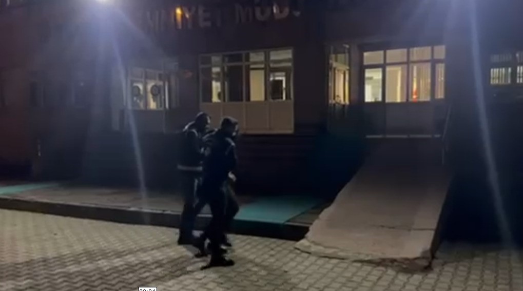 Şüpheli düzensiz göçmen sınır dışı edildi
