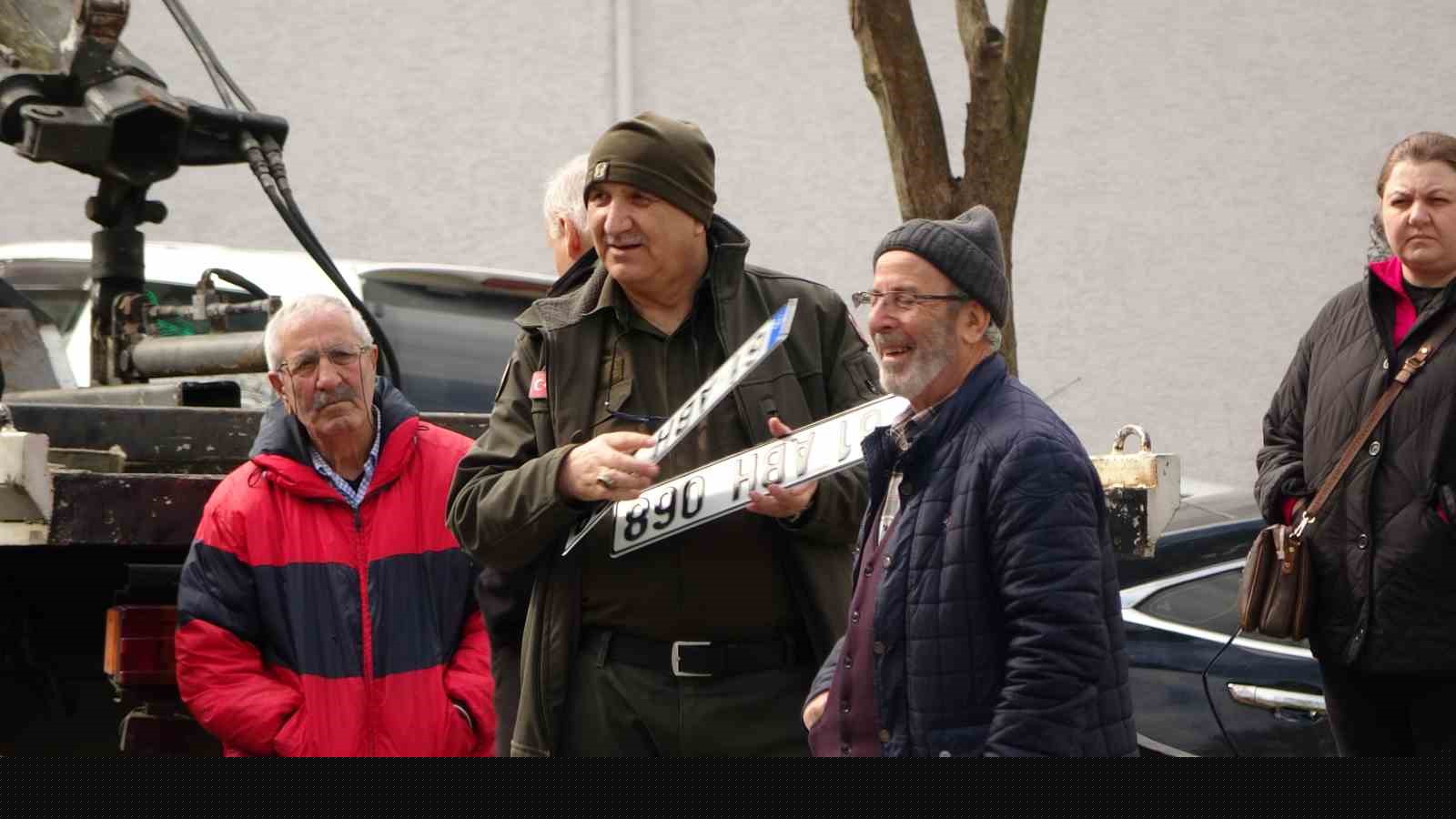 Süre uzatıldı ama yoğunluk bitmedi: Trabzon’da 10 bin adet APP plaka değiştirildi
