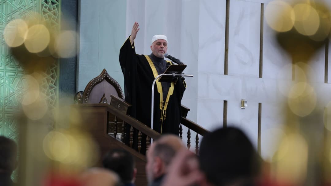 Suriye Devlet Başkanı Başkan eş-Şara, bayram namazını Halk Sarayı’nda kıldı
