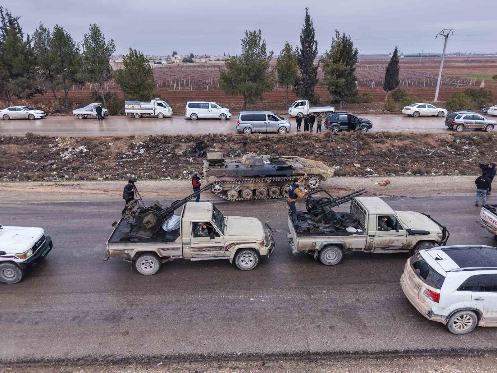 Suriye ordusu, terör örgütü SDG’nin çekildiği Deir Hafer’de kontrol sağladı

