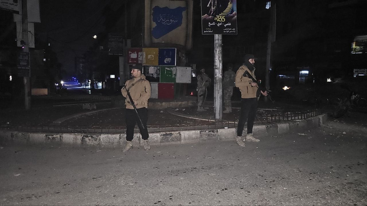 Suriye Savunma Bakanlığı: "Halep’te saat 03.00 itibarıyla ateşkes ilan edildi"
