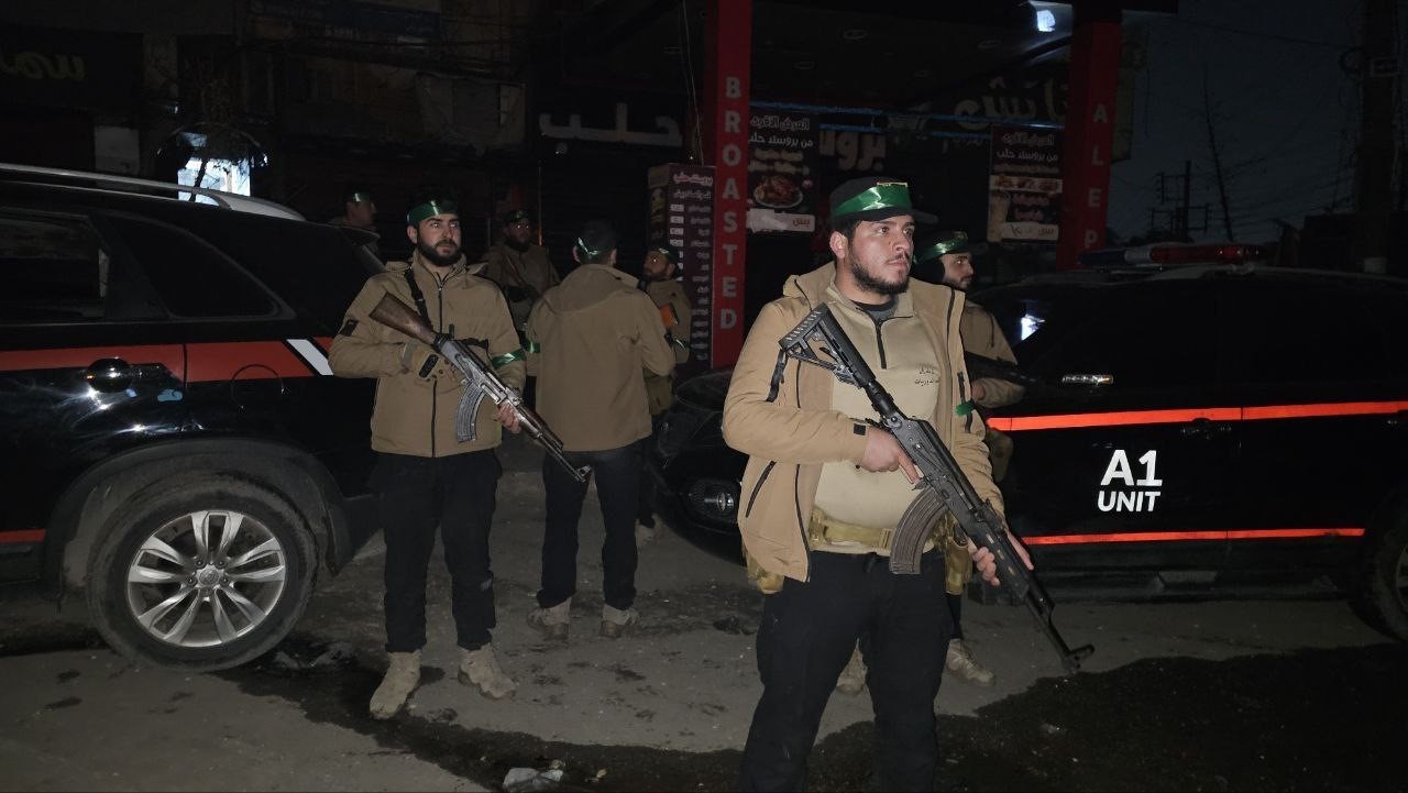 Suriye Savunma Bakanlığı: "Halep’te saat 03.00 itibarıyla ateşkes ilan edildi"
