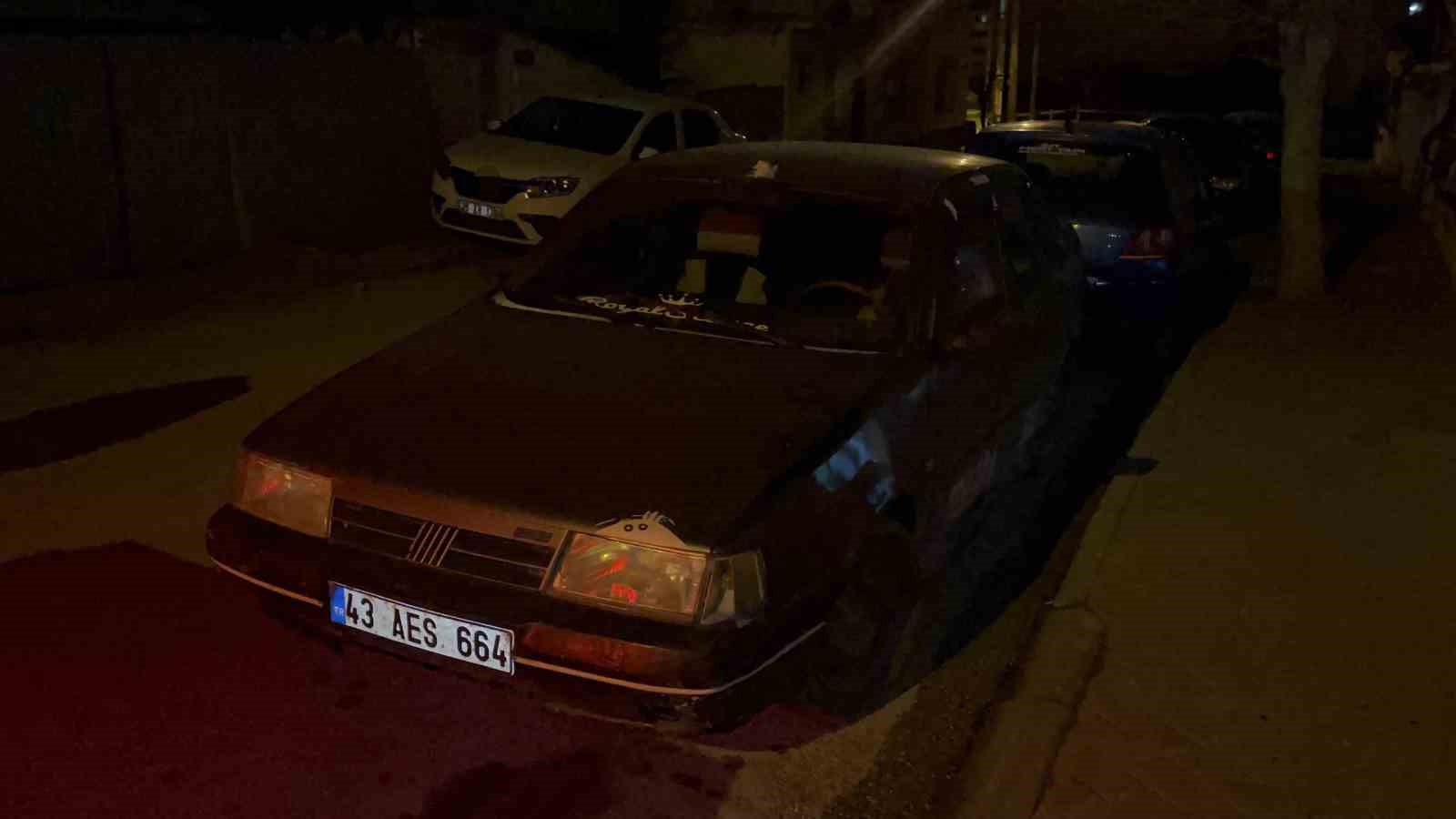 Sürücü ’dur’ ihtarına uymayıp kaçtı, ara sokakta terk ettiği araca 27 bin TL para cezası kesildi
