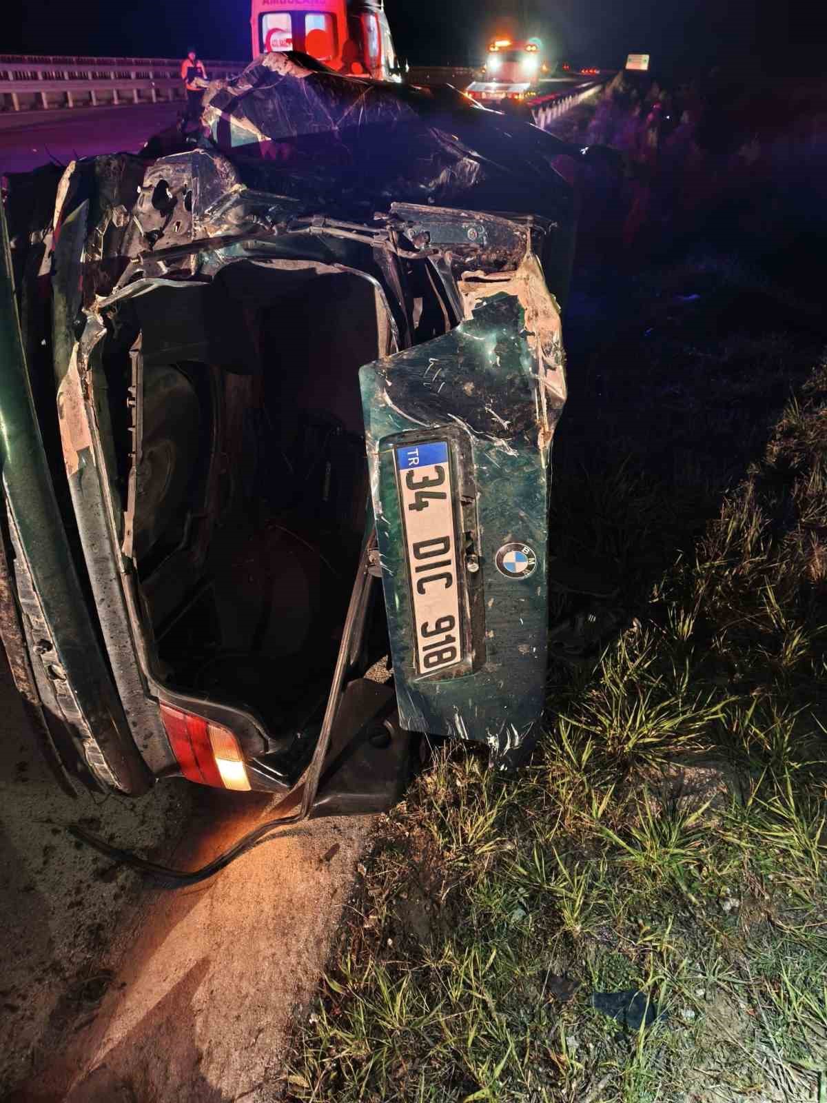 Susurluk’ta otoyolda feci kaza: 1 kişi hayatını kaybetti
