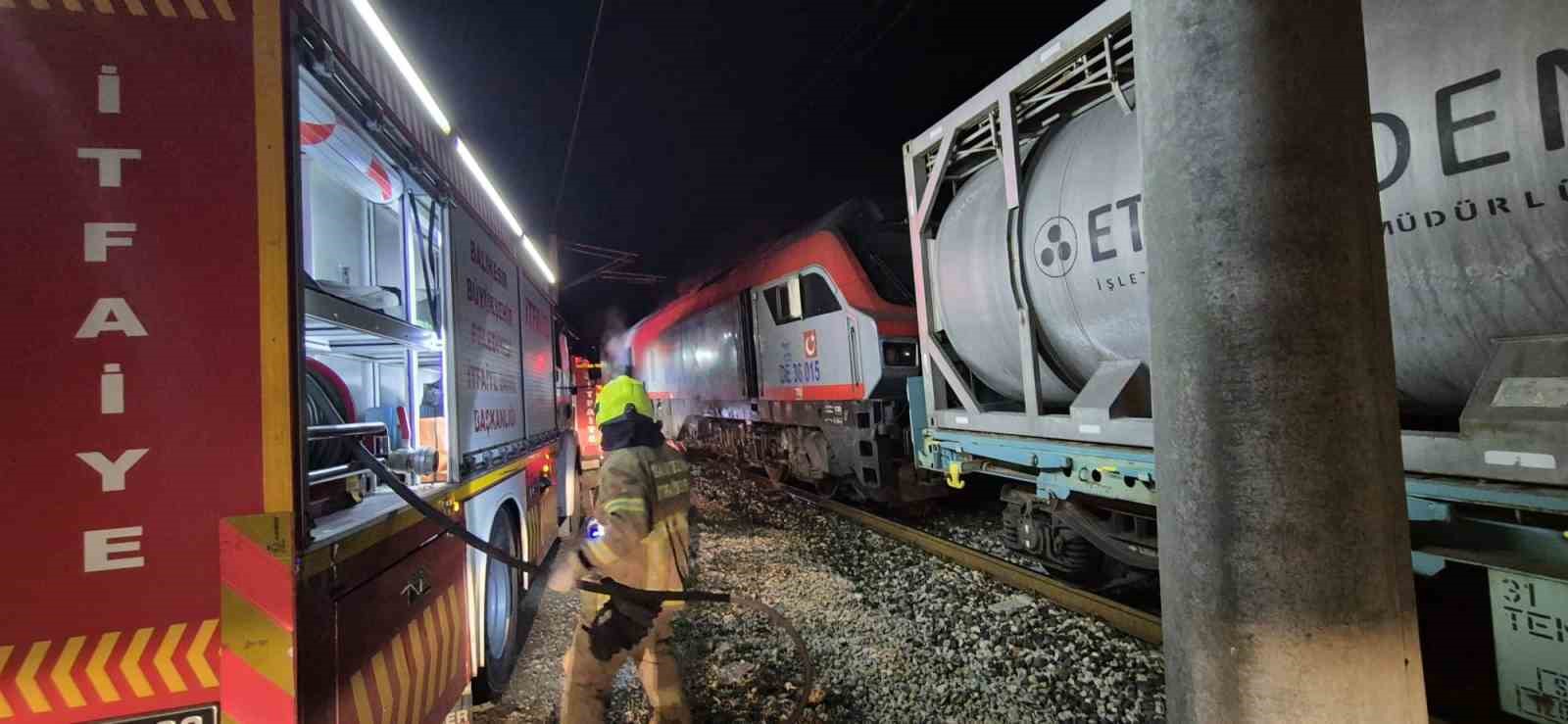 Susurluk’ta yük treninde yangın paniği
