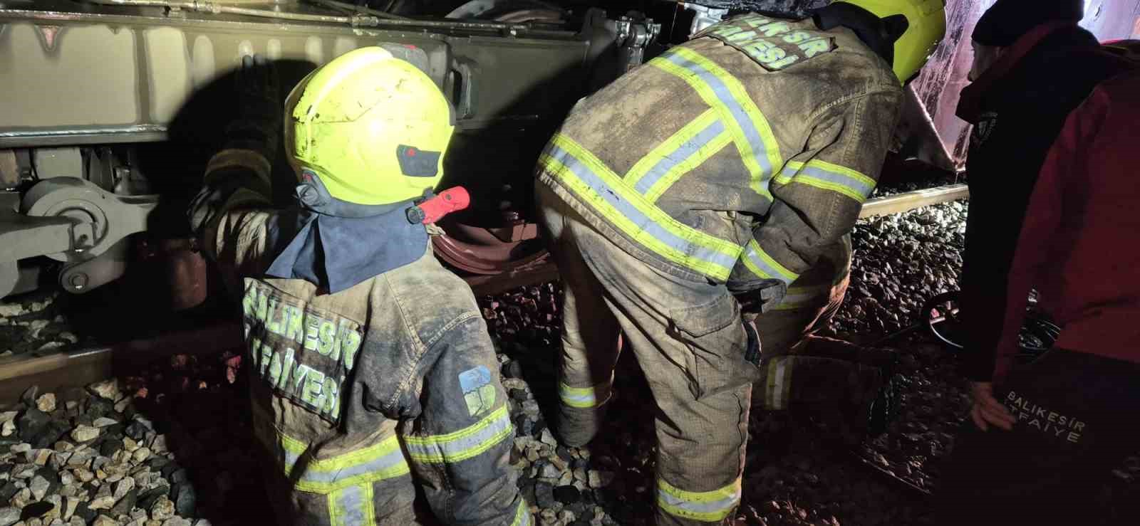 Susurluk’ta yük treninde yangın paniği
