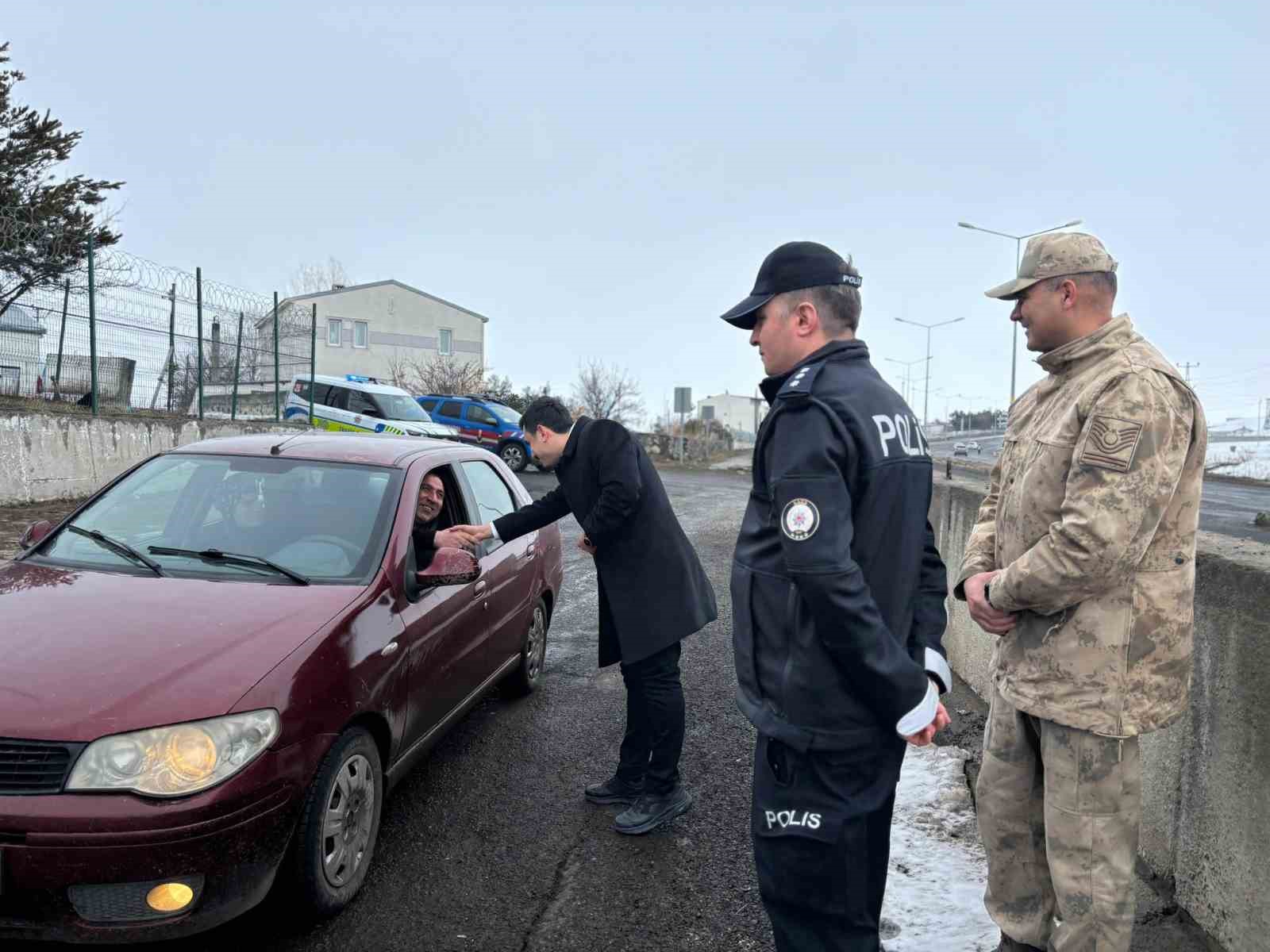 Susuz Kaymakamı Muhammed Emin Tutal’dan bayram mesaisi
