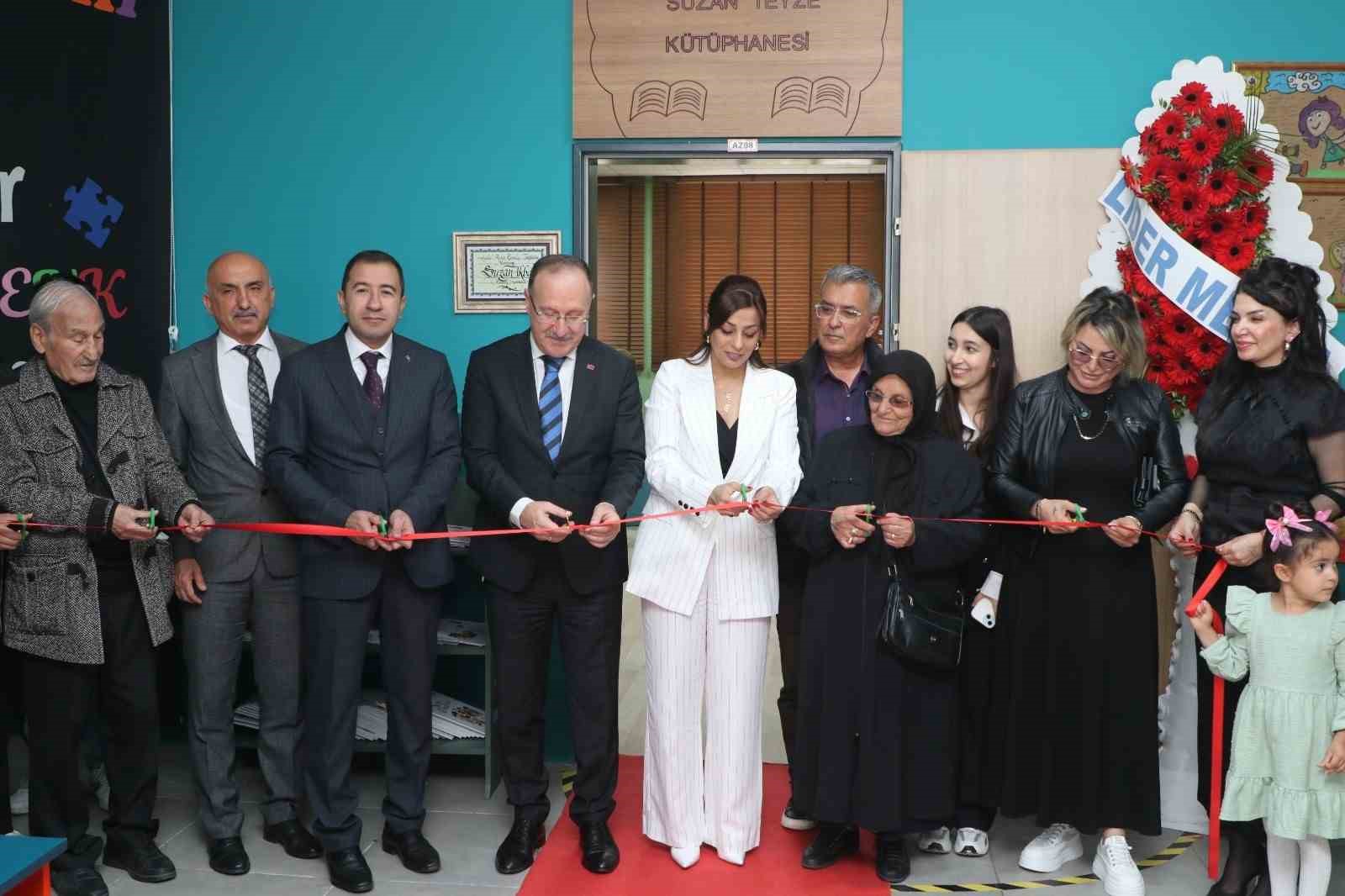 Suzan Teyze’nin adı Dede Korkut’ta kütüphaneye verildi
Suzan Teyze’nin adı Dede Korkut’ta kütüphaneye verildi