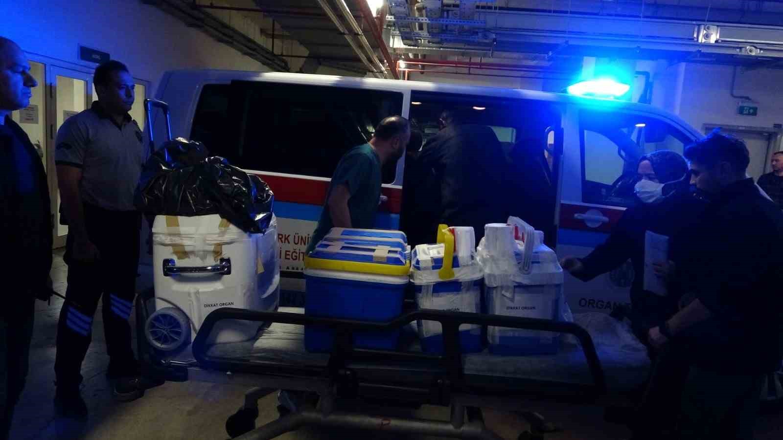 Taciz mağduru genç kızın bağışlanan organları 4 ayrı ile gönderildi
