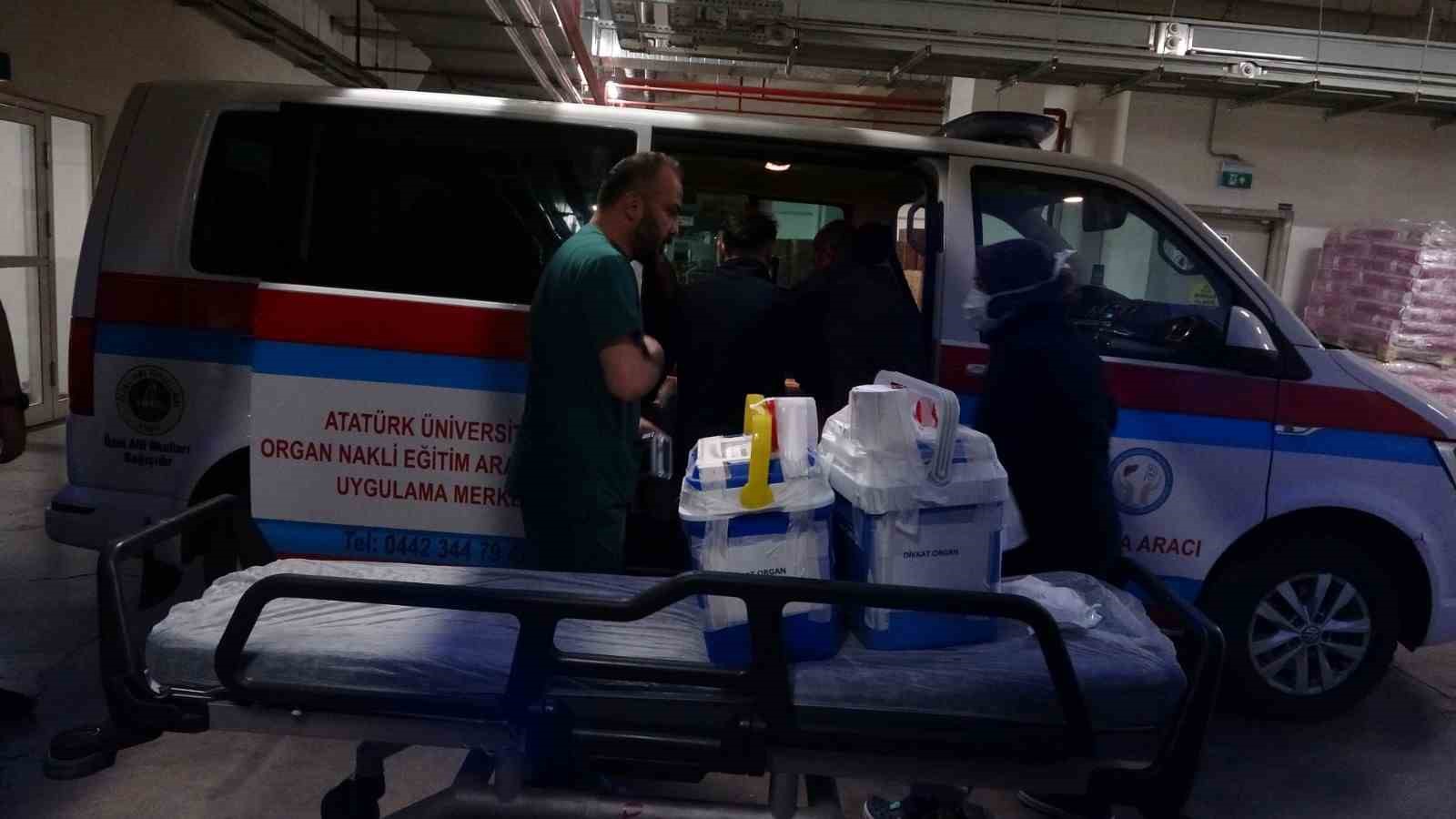 Taciz mağduru genç kızın bağışlanan organları 4 ayrı ile gönderildi
