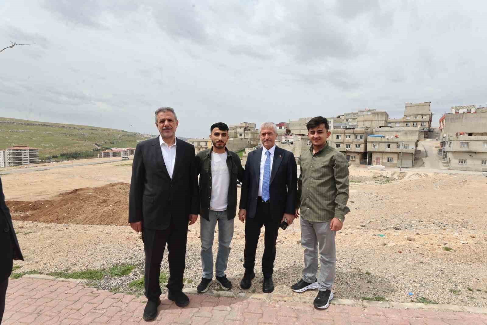 Tahmazoğlu vatandaşın yanında
