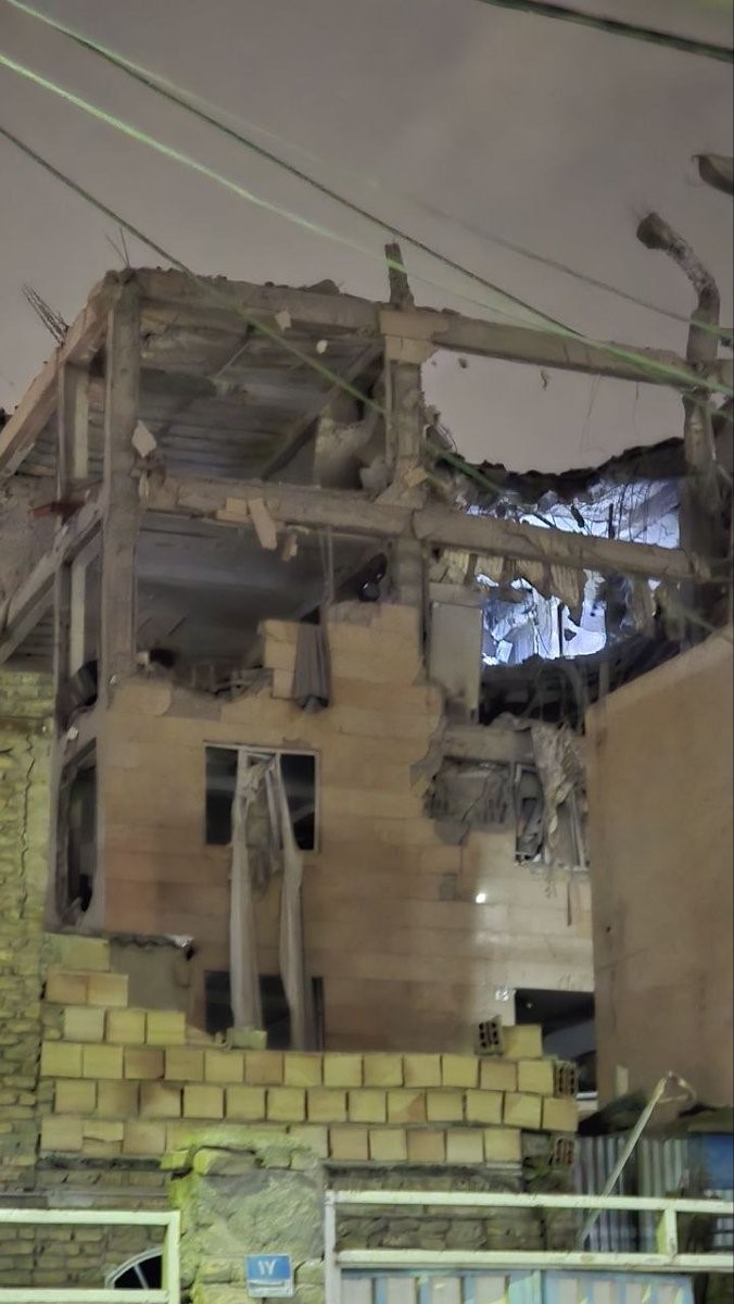 Tahran’ı hedef alan saldırılar birçok yerleşim bölgesinde hasara yol açtı
