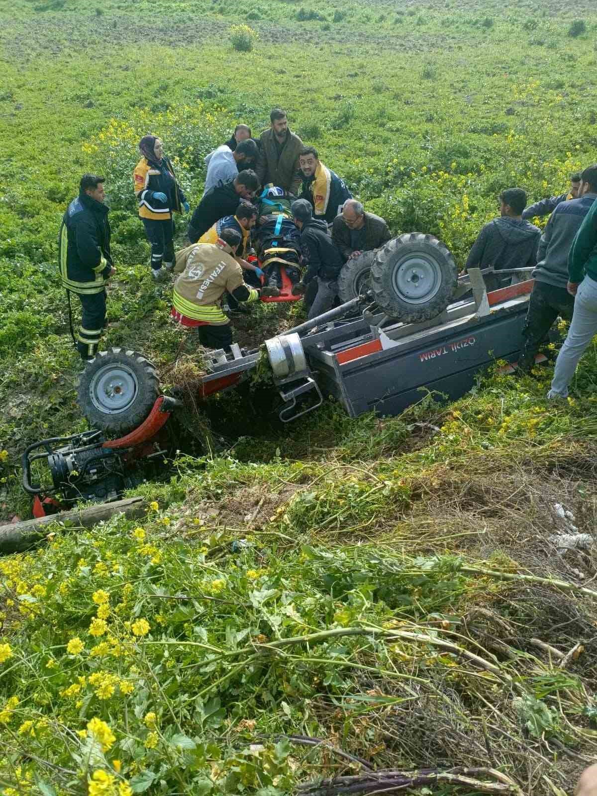 Takla atan patpatın sürücüsü yaralandı
