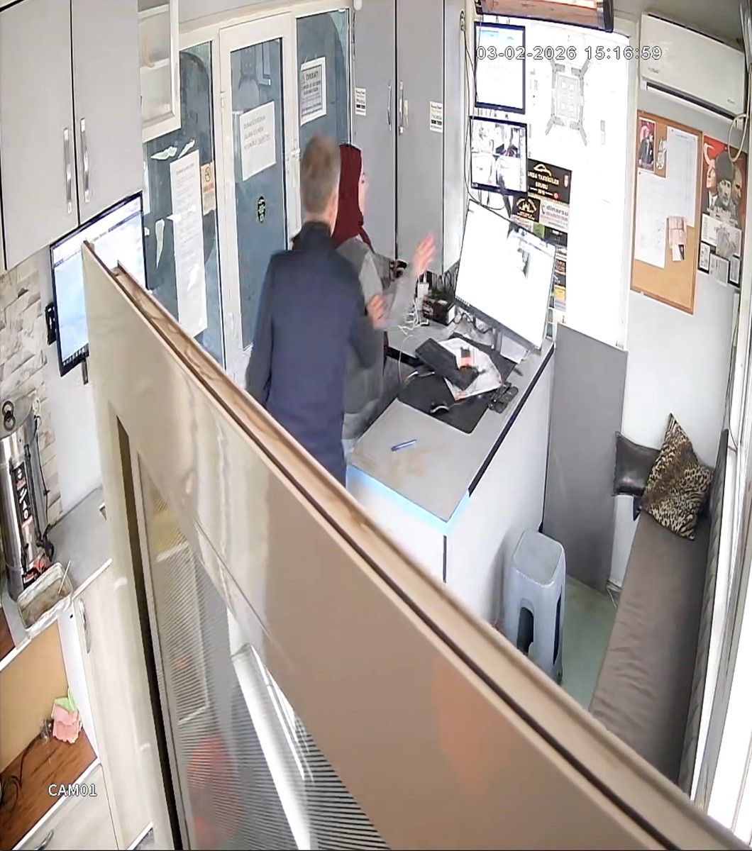 Taksi durağında dehşet anları: Güvenlik kamerası görüntüleri ortaya
