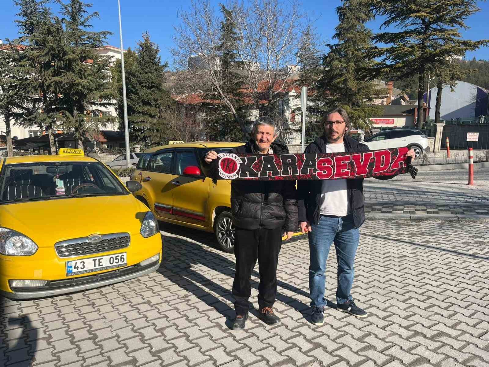 Taksici baba-oğulun aynı olan doğum günleri bu yıl Ramazan ayına rastladı
