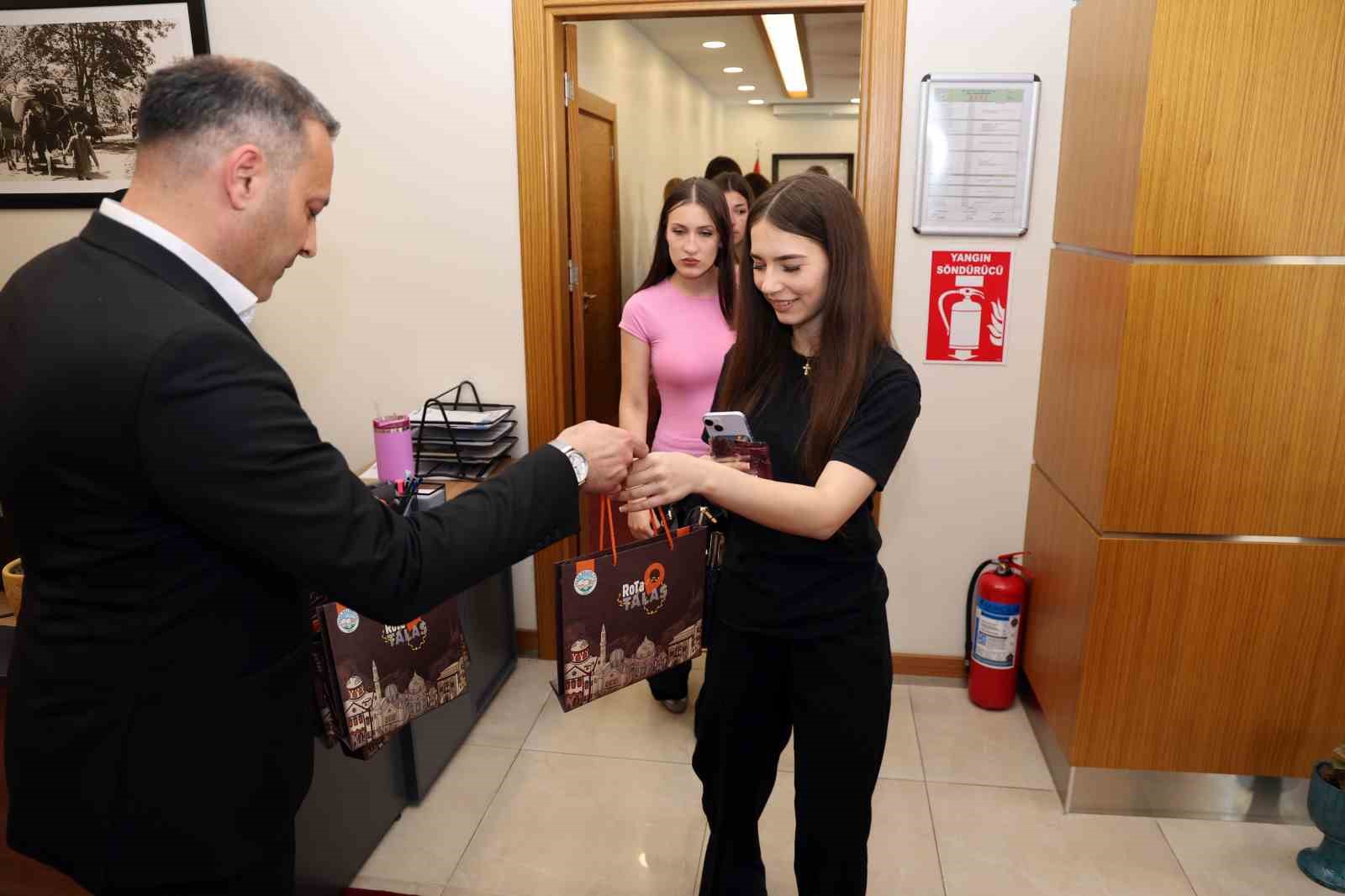 Talas, uluslararası projelerle dünyaya açılıyor
