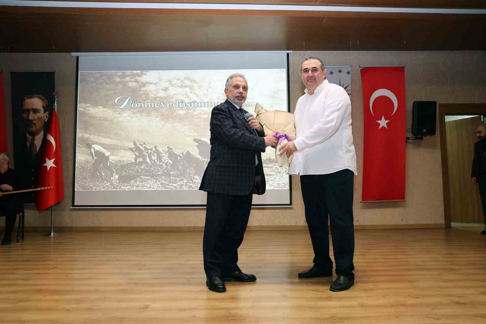 Talas’ta duygu dolu İstiklal Marşı ve Çanakkale Zaferi Anma Programı
