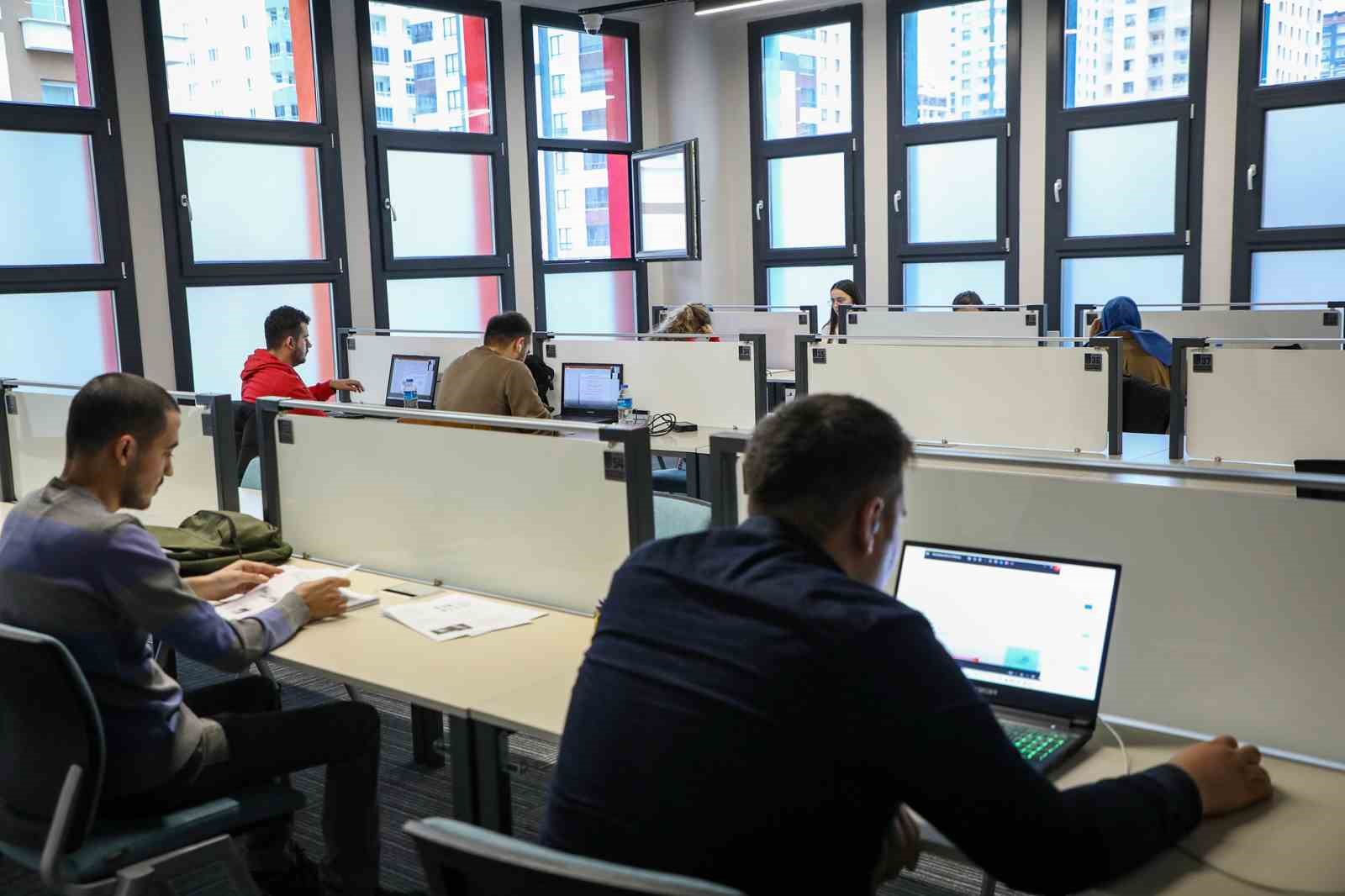 Talas’ta Kütüphaneler Haftası’na anlamlı vurgu
