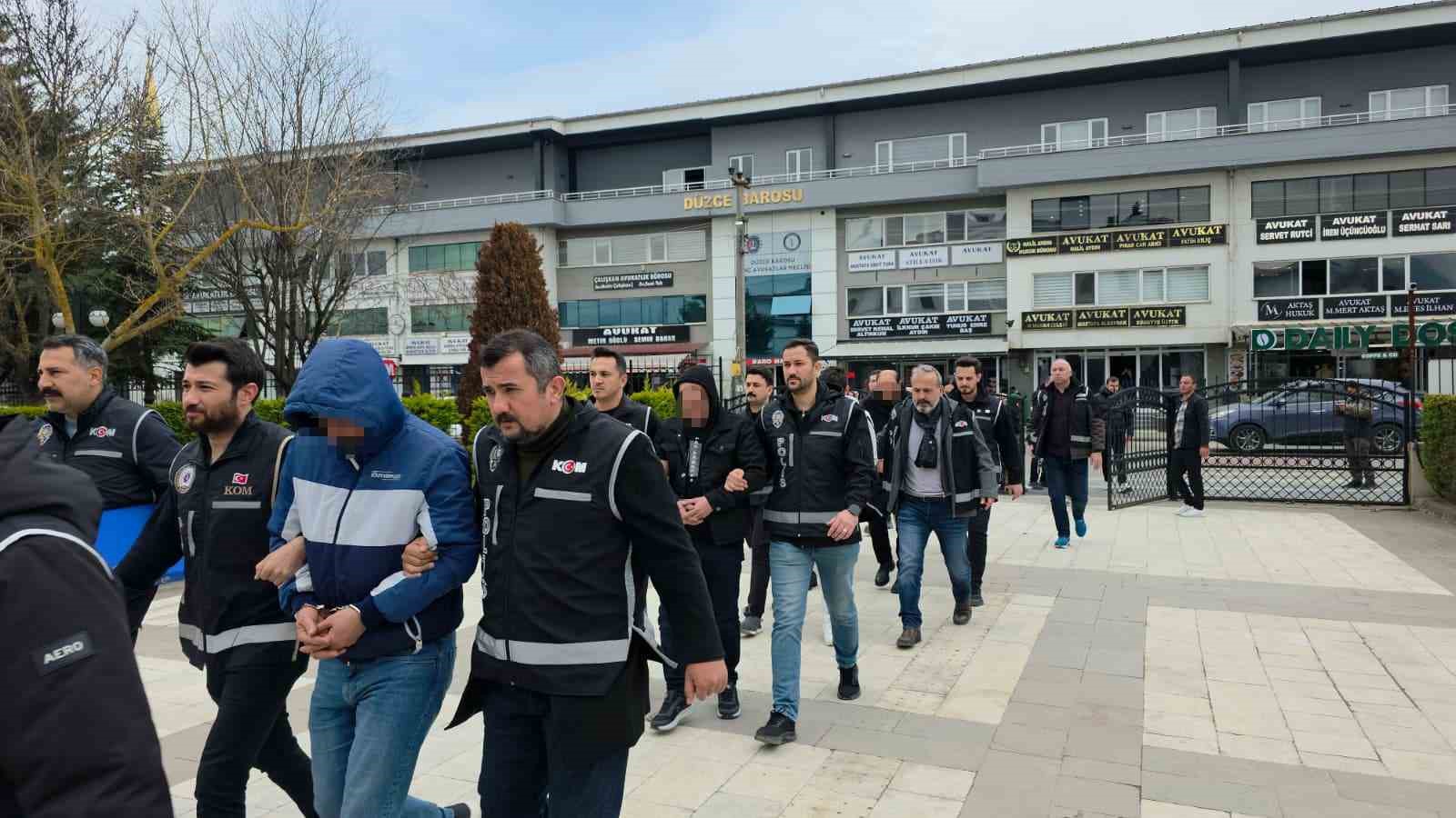 Tapu memurunun dikkati milyonluk vurgunu engelledi
Tapu memurunun dikkati milyonluk vurgunu engelledi