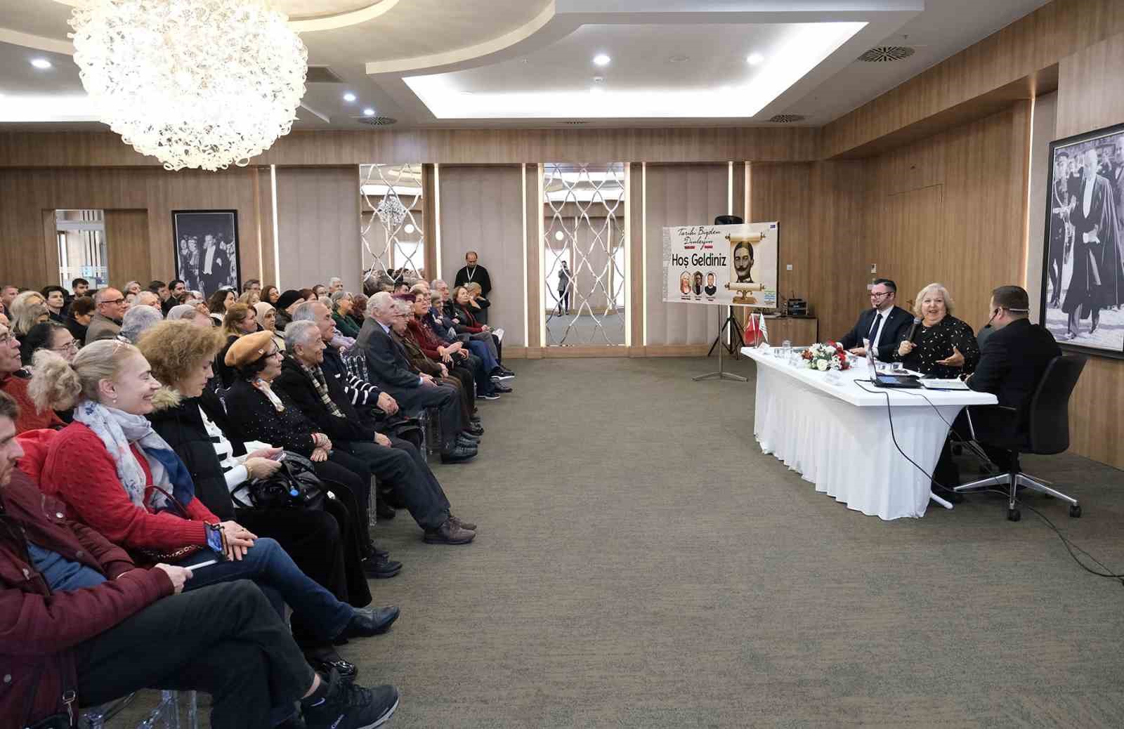 "Tarihi Bizden Dinleyin" söyleşisi yoğun ilgi gördü
"Tarihi Bizden Dinleyin" söyleşisi yoğun ilgi gördü