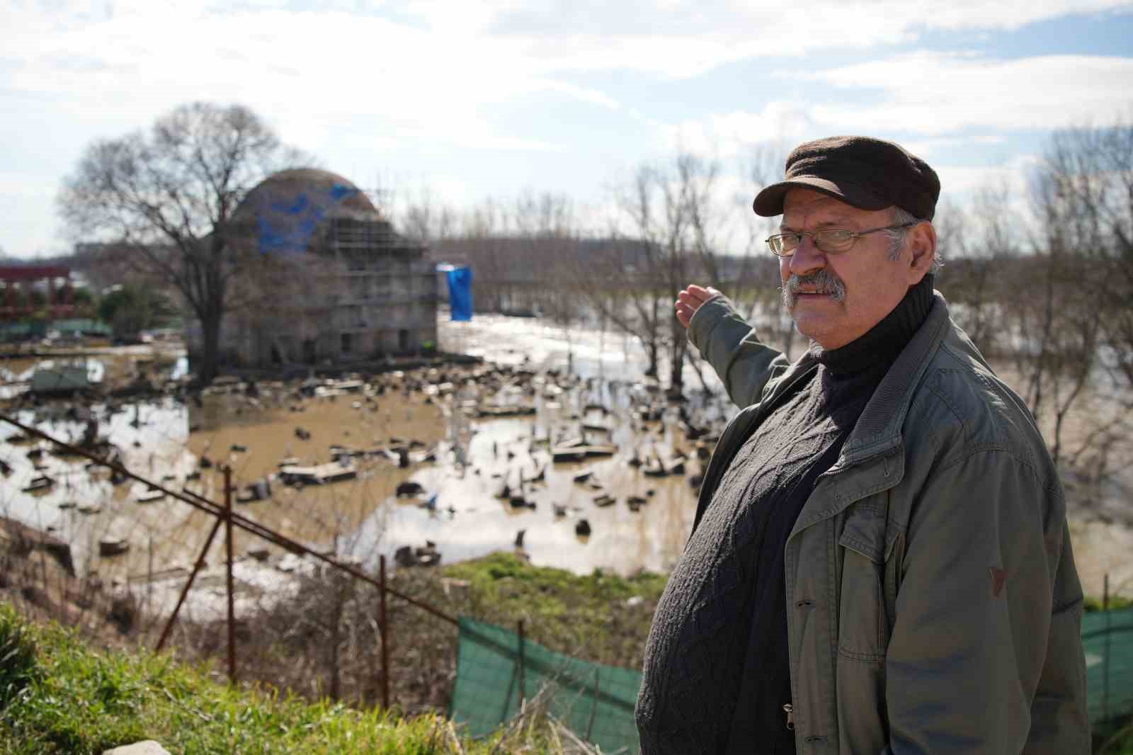 Tarihi Evliya Kasım Paşa Camii’ni taşkın suları vurdu
