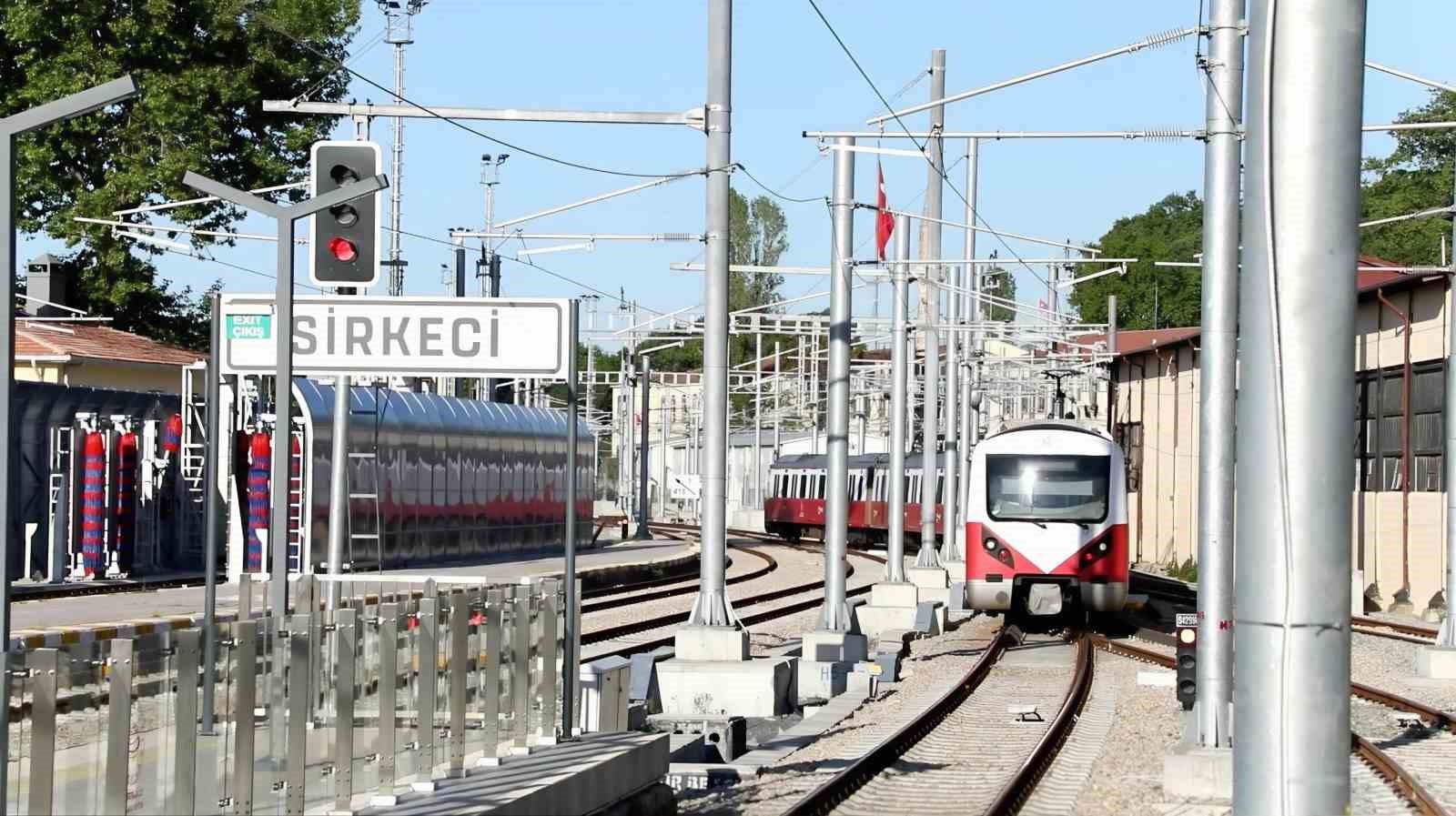Tarihi hat 8 milyondan fazla yolcu taşıdı
