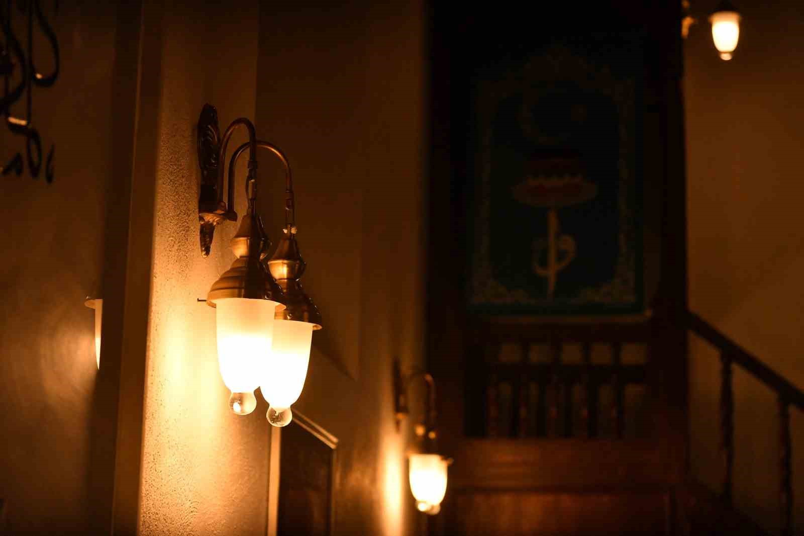 Tarihi Tasmakıran Camii’nde restorasyon sonrası ilk teravih heyecanı
