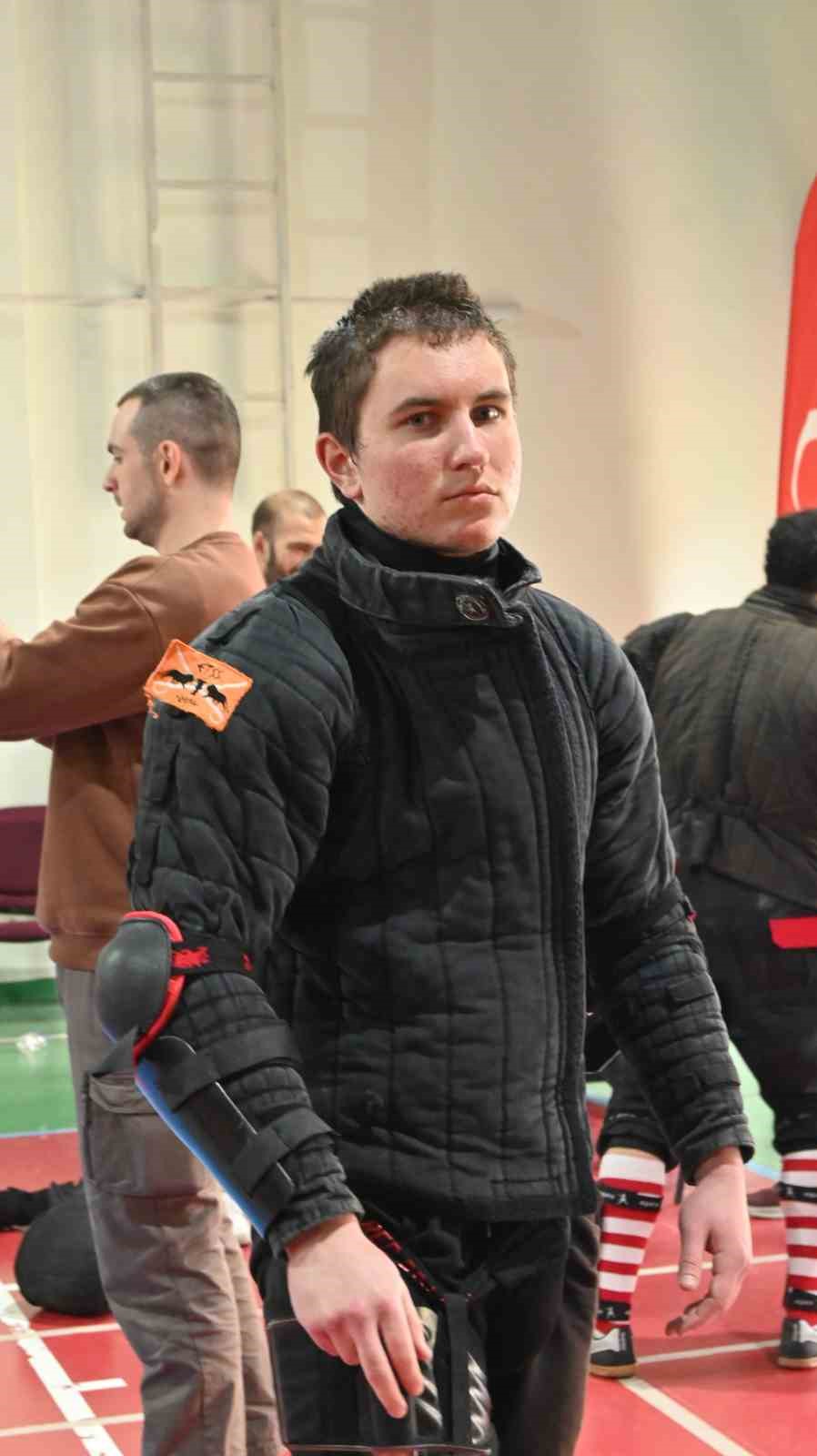 Tarihin izinde kılıçlar çarpıştı
