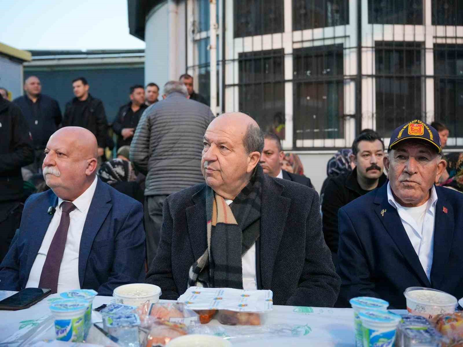 Tarsus’ta iftar sofrasında kardeşlik buluşması
