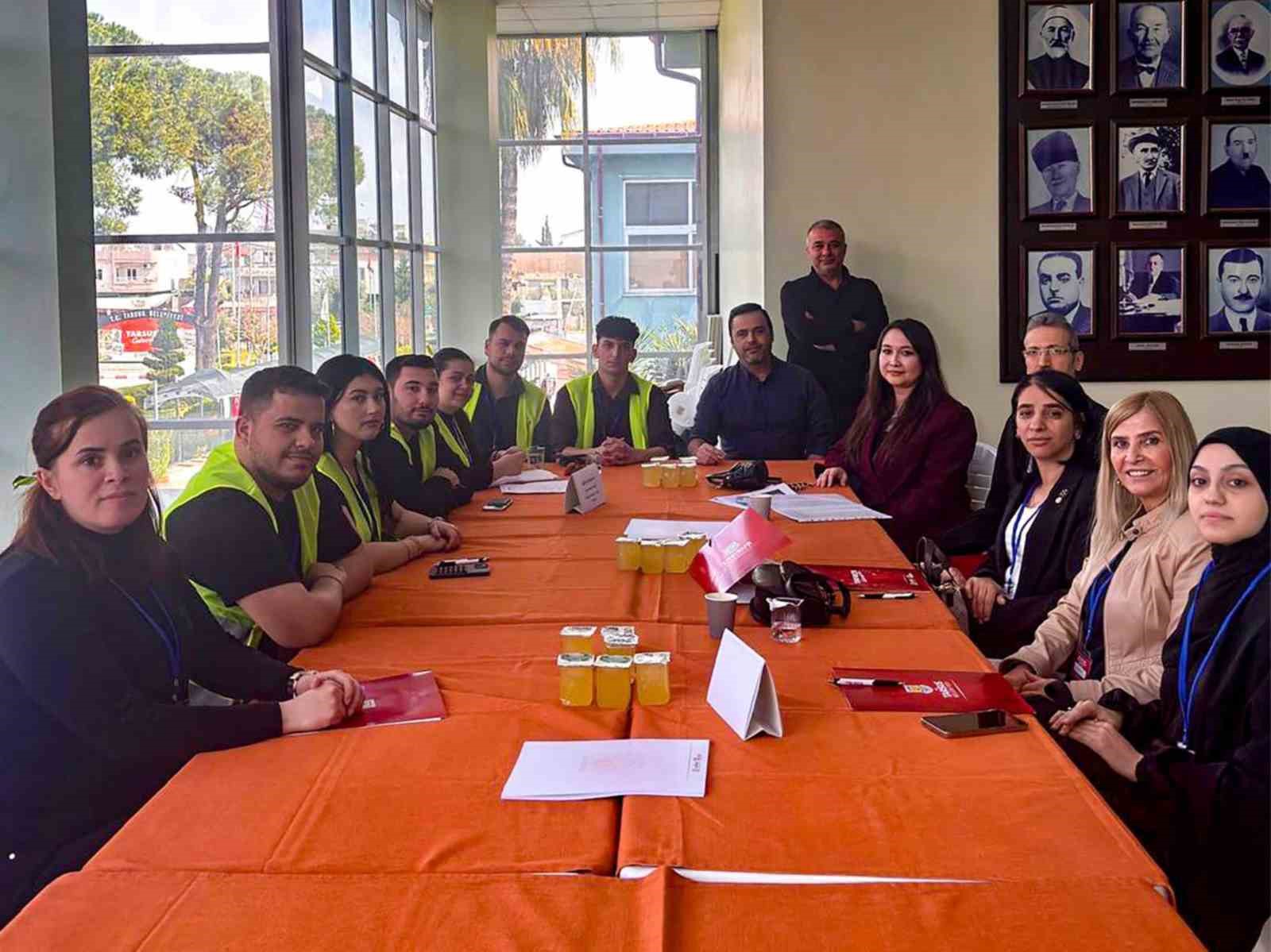 Tarsus’ta iş sağlığı ve güvenliği sempozyumu düzenlendi
