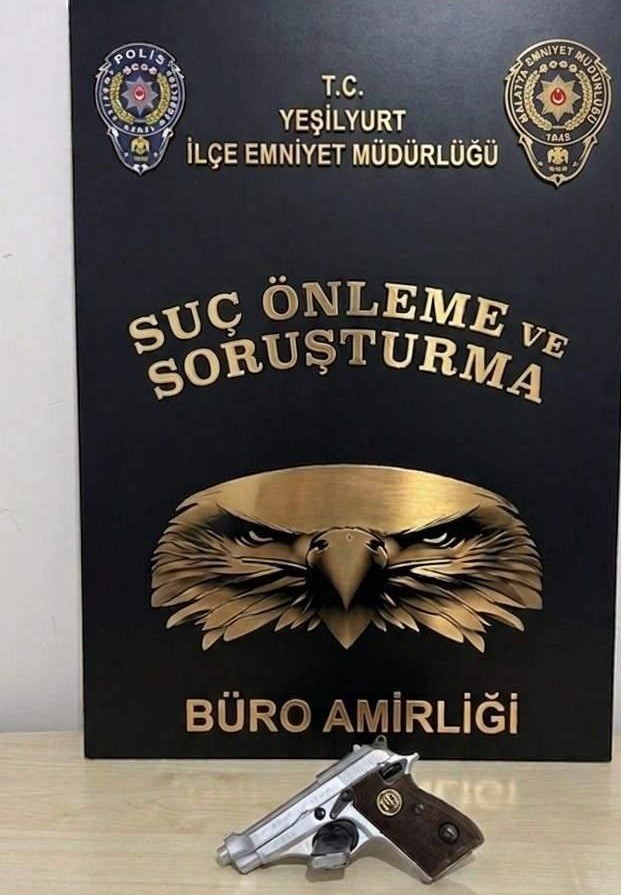 Tartıştığı dini nikahlı eşi ile bacanağına kurşun yağdırdı
