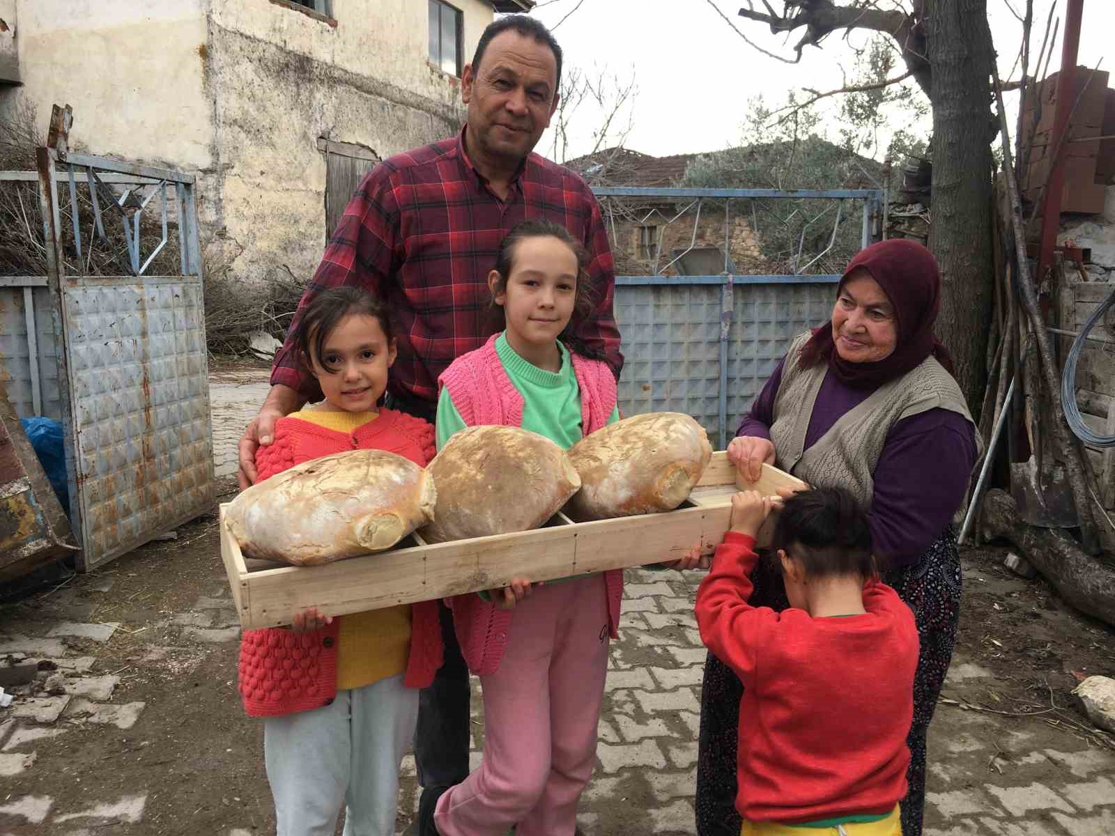 Taş fırından sofraya: Kızılca’nın 30 gün bayatlamayan ekmeği
